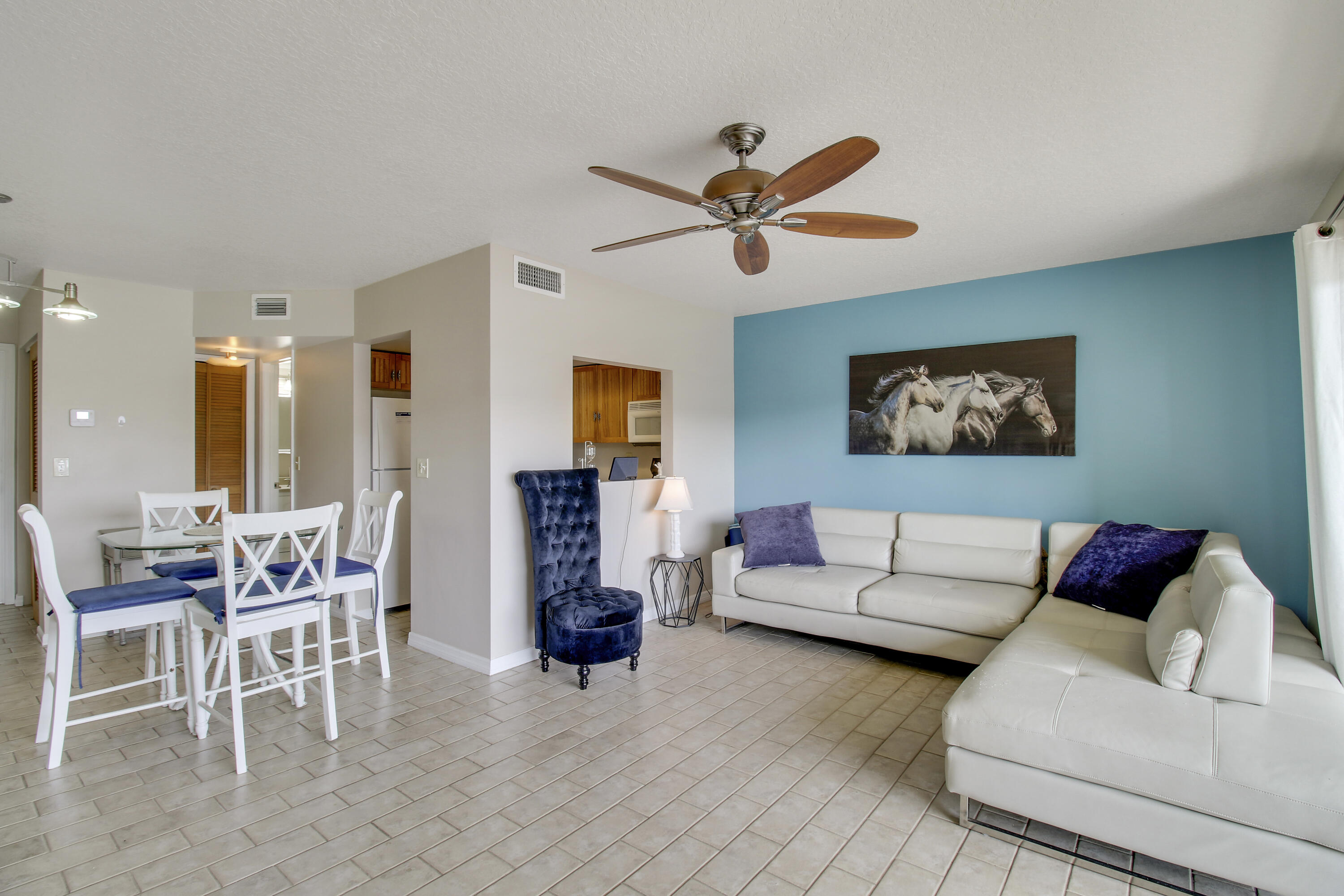124 Shore Court 204