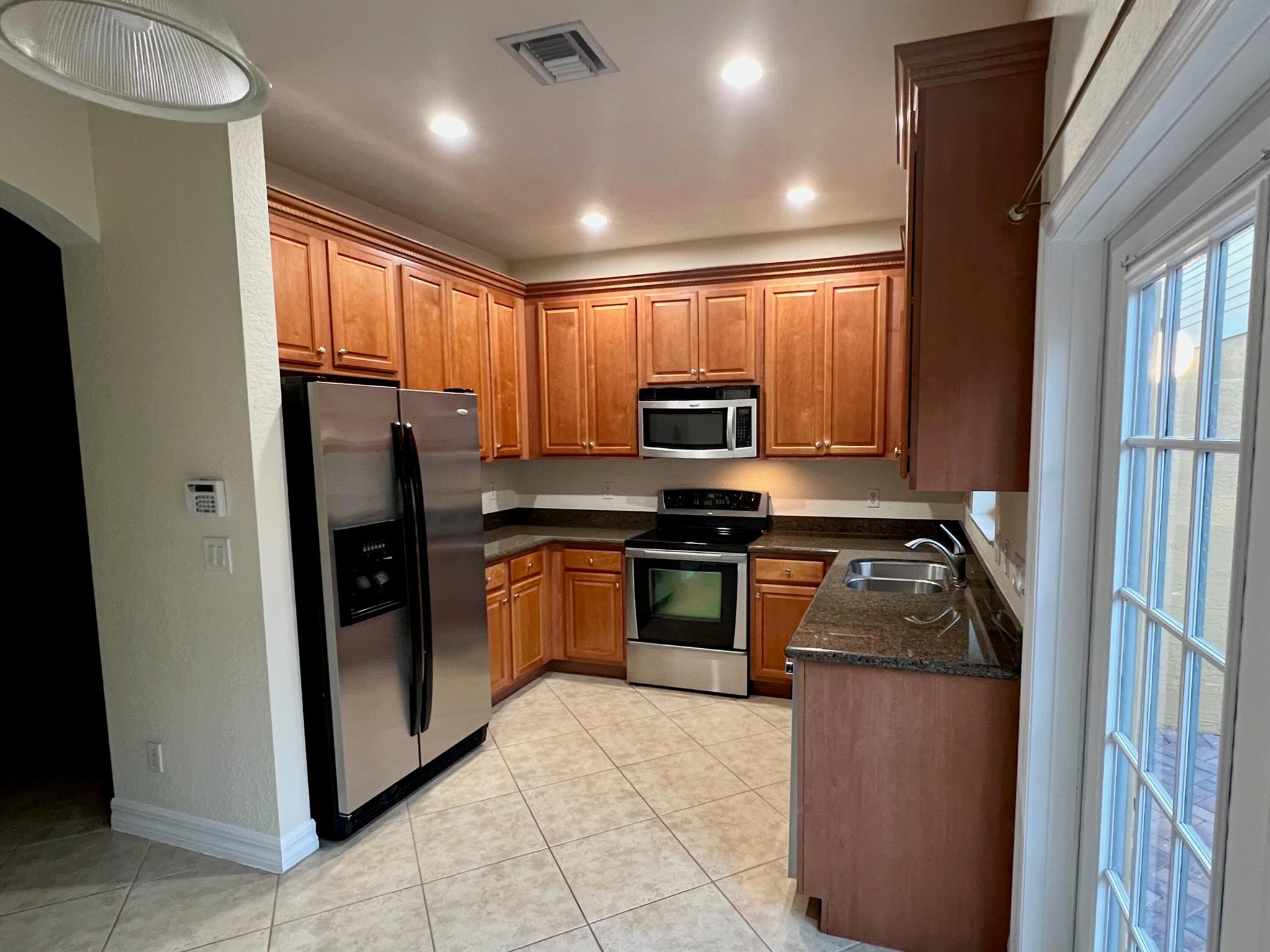 211 E Bay Cedar Circle