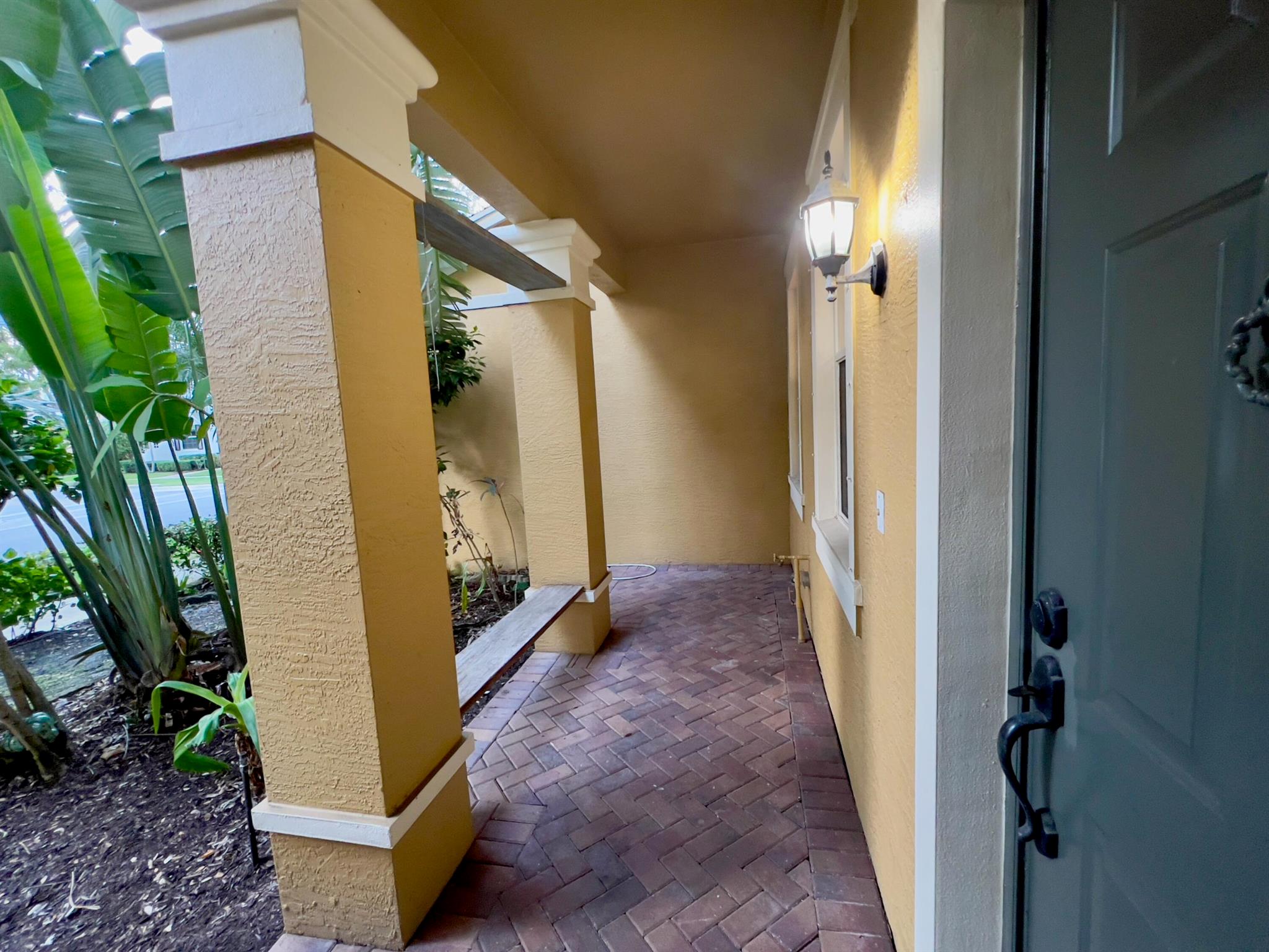 211 E Bay Cedar Circle