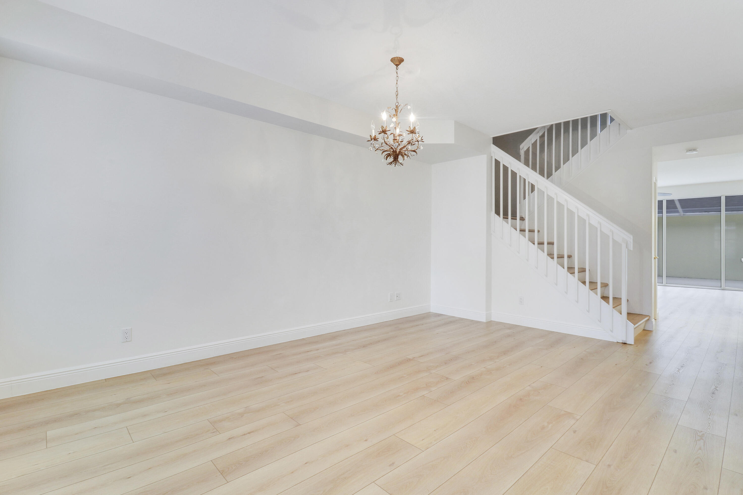 285 New Haven Boulevard