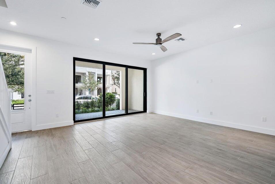 5272 Beckman Terrace