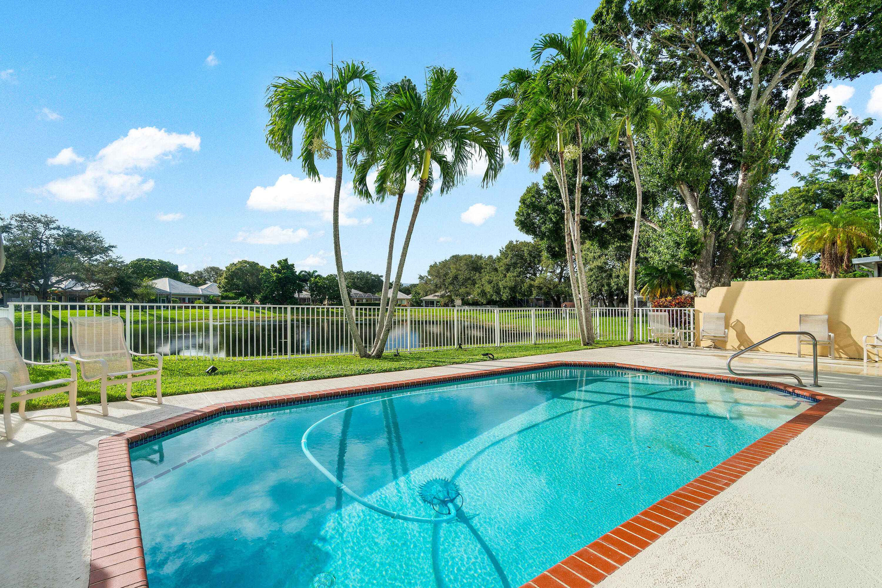 8585 Doverbrook Drive, Palm Beach Gardens