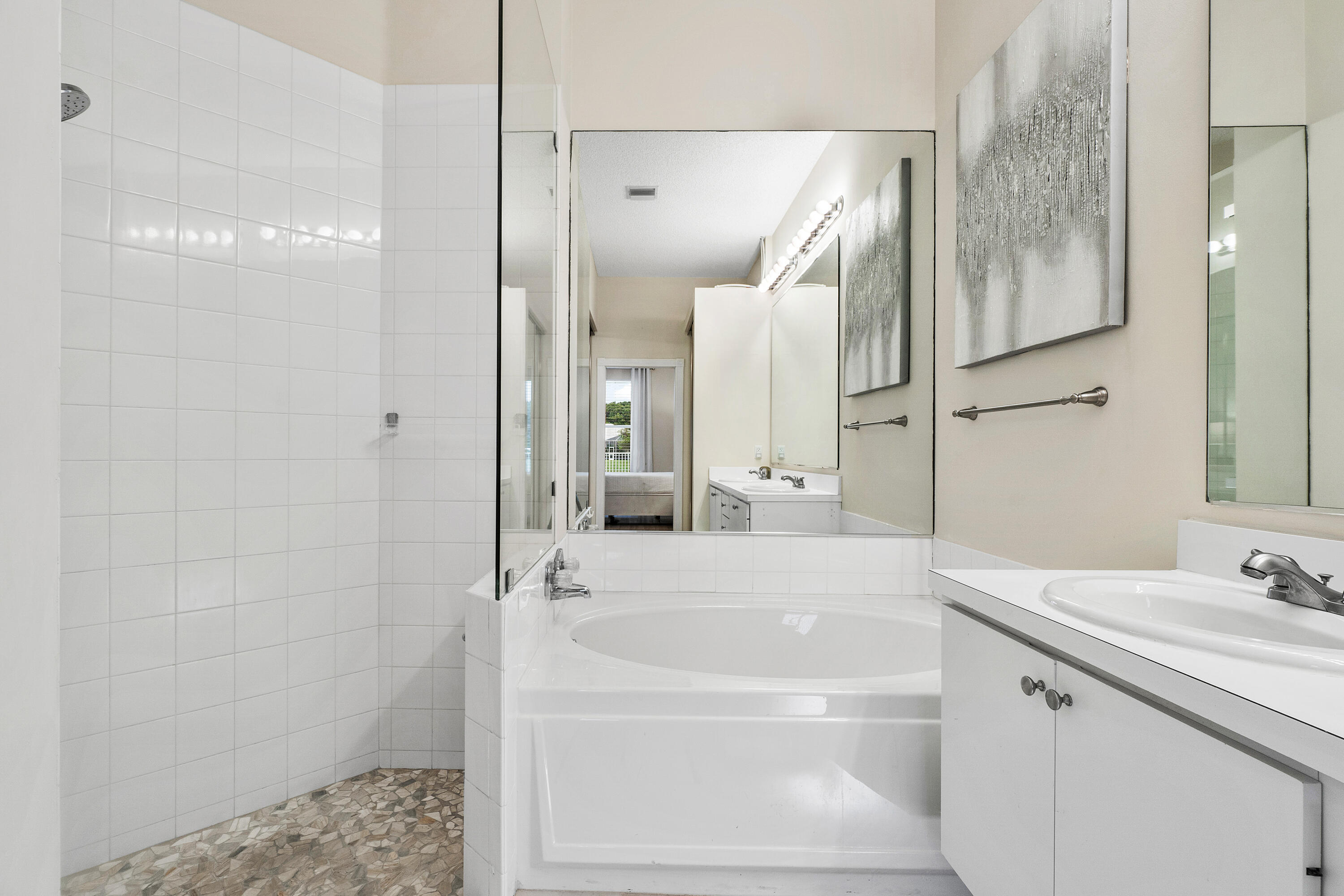 8585 Doverbrook Drive, Palm Beach Gardens