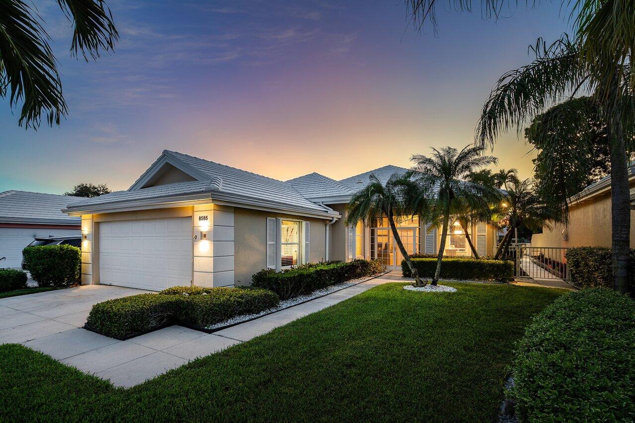 8585 Doverbrook Drive, Palm Beach Gardens
