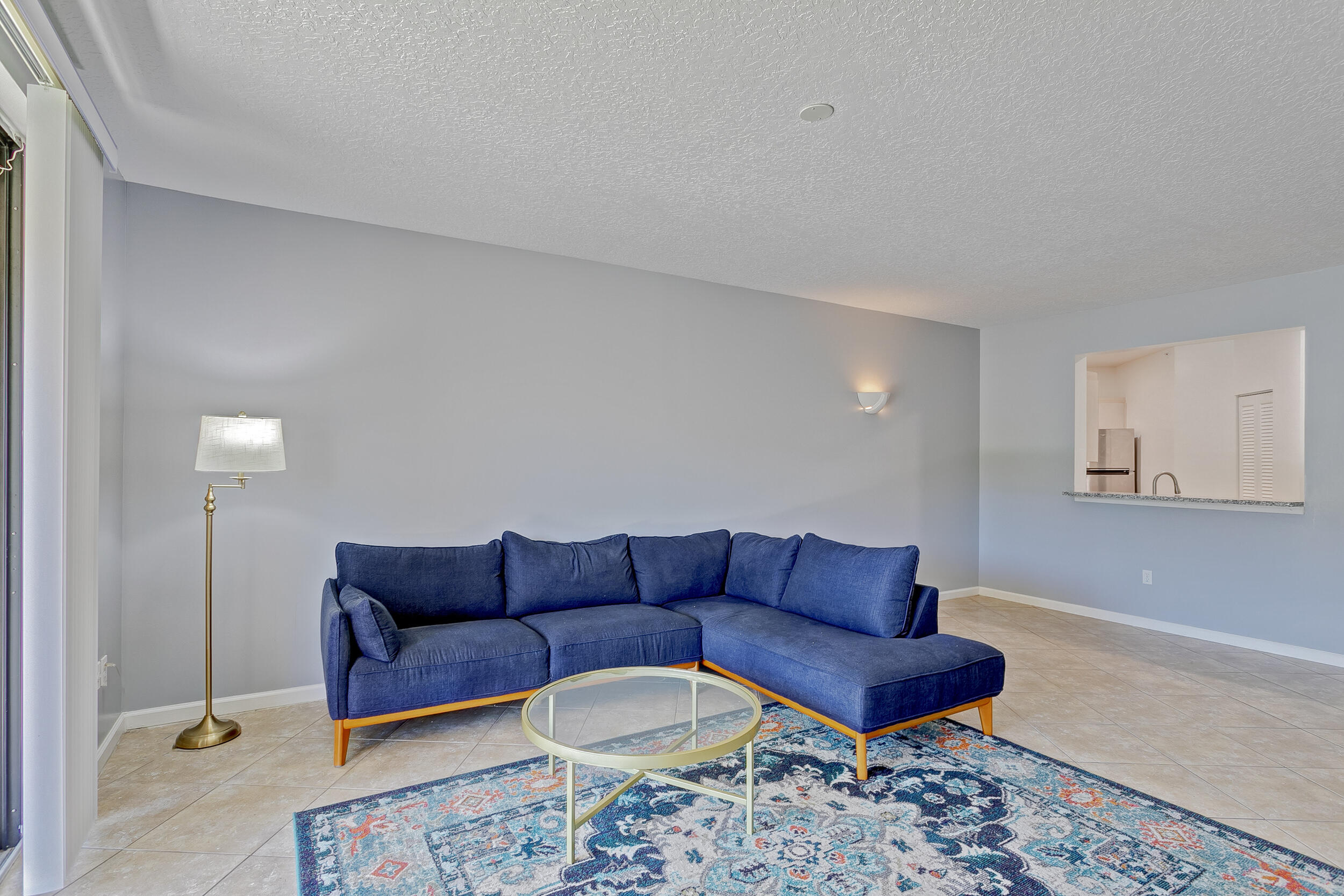 100 Uno Lago Drive 202