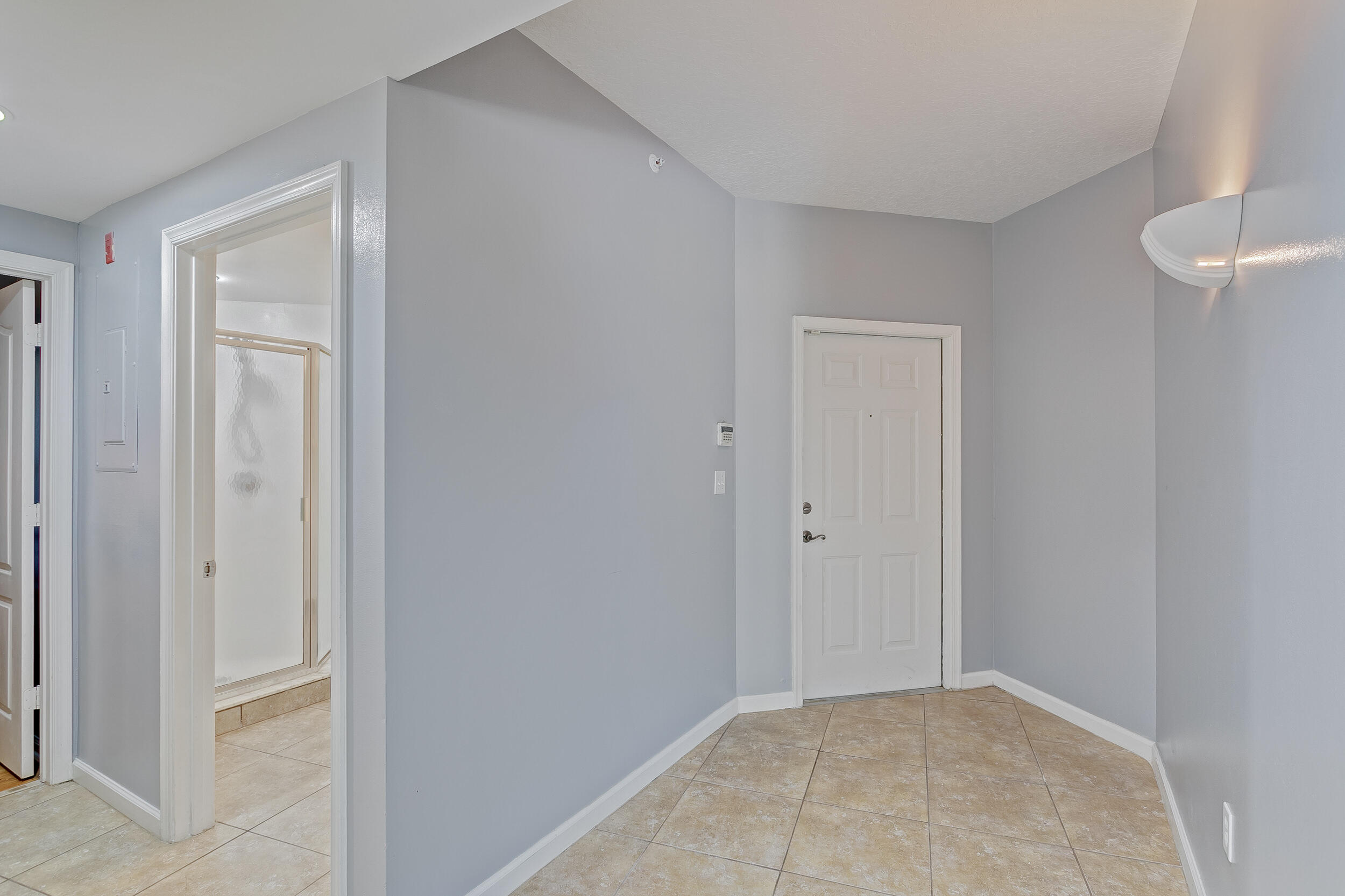 100 Uno Lago Drive 202