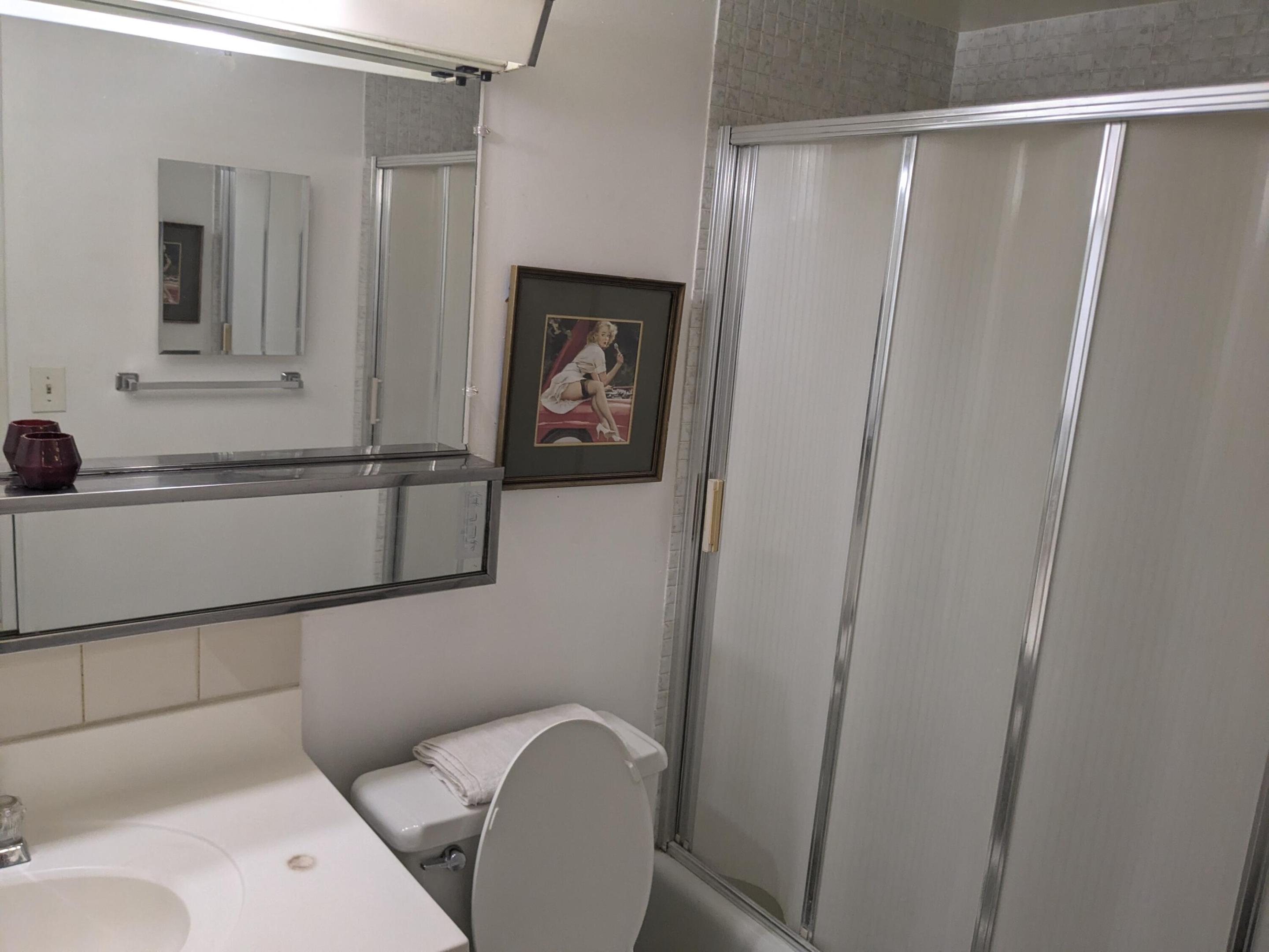 1502 S Lakeside Drive 107