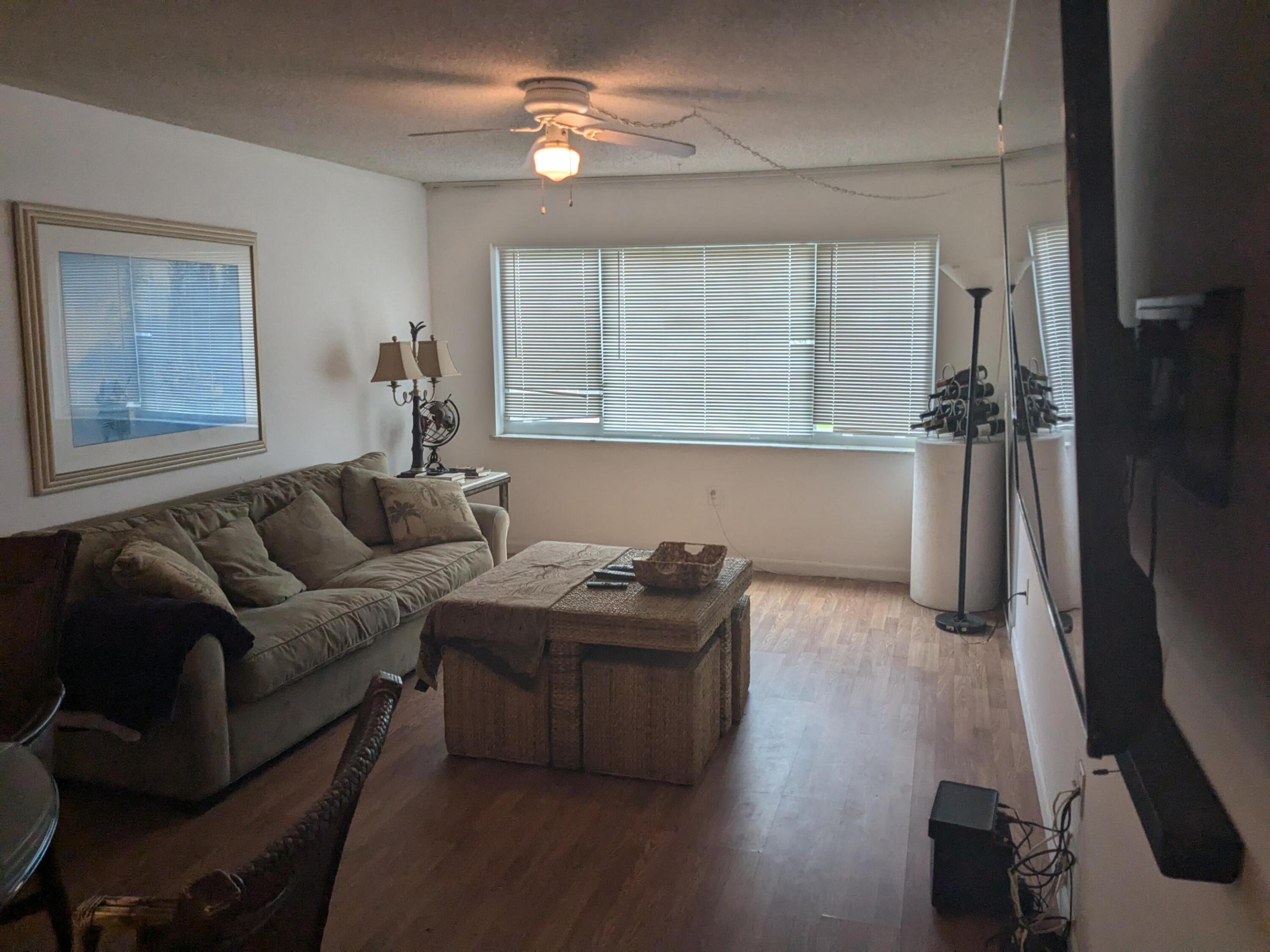 1502 S Lakeside Drive 107