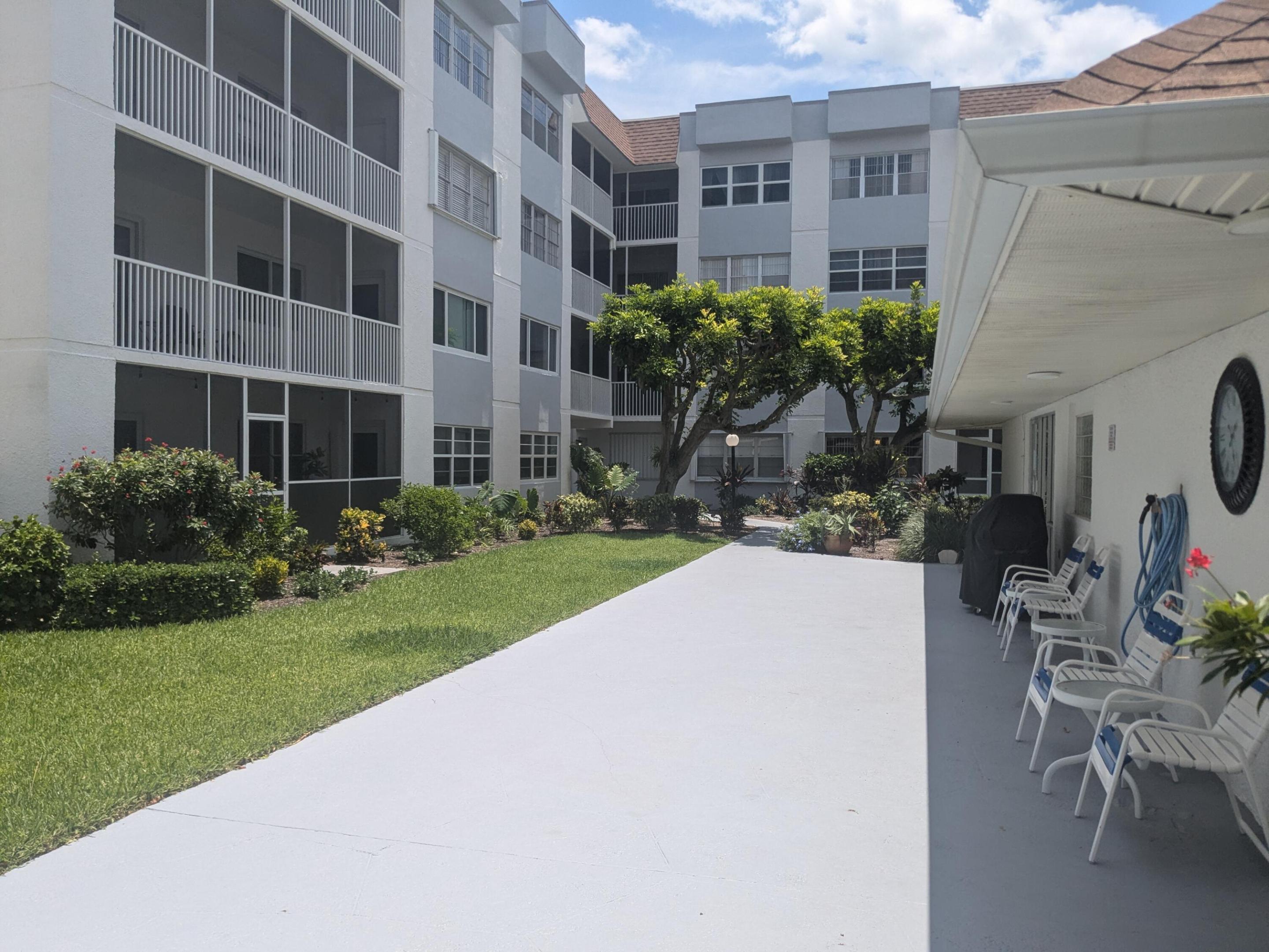 1502 S Lakeside Drive 107