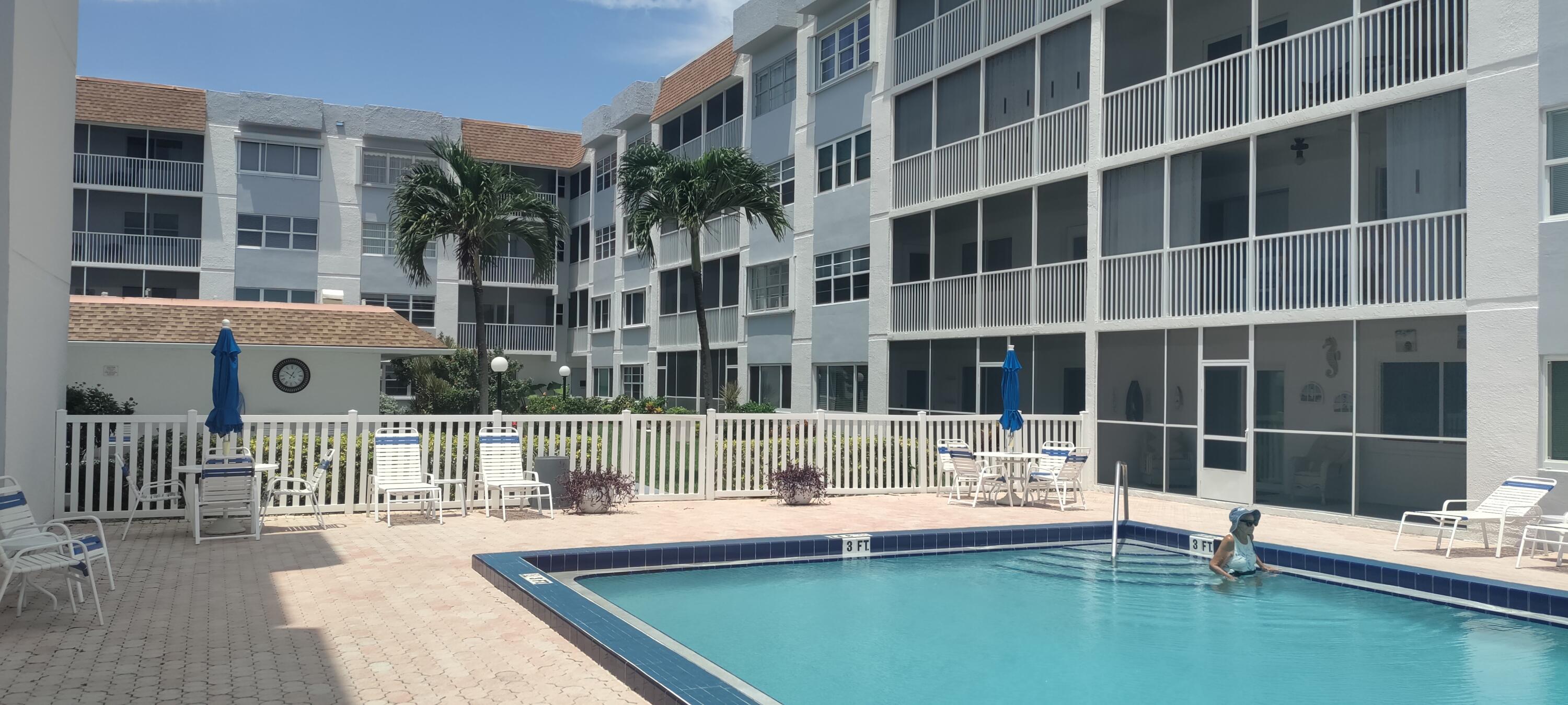 1502 S Lakeside Drive 107