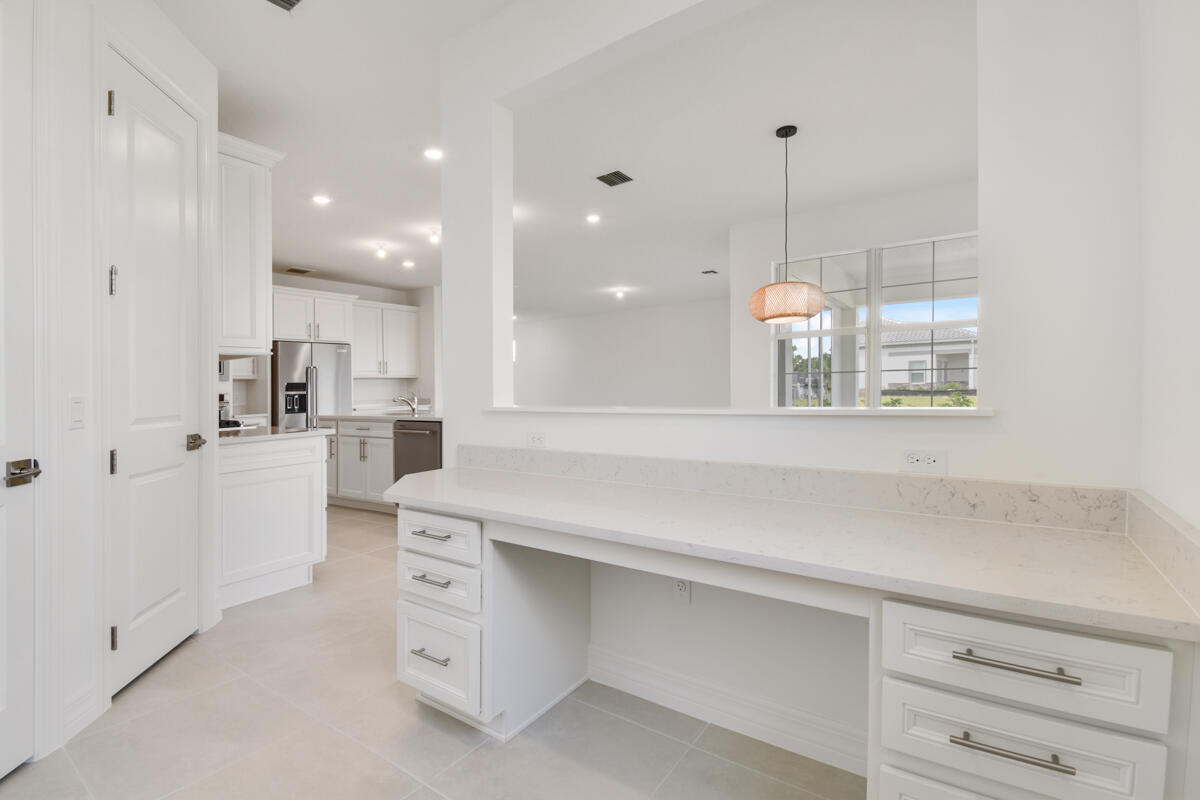 12317 Frontline Lane