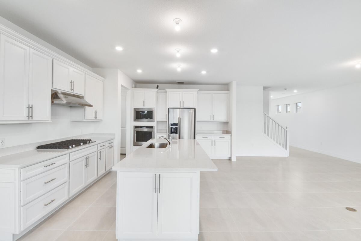 12317 Frontline Lane