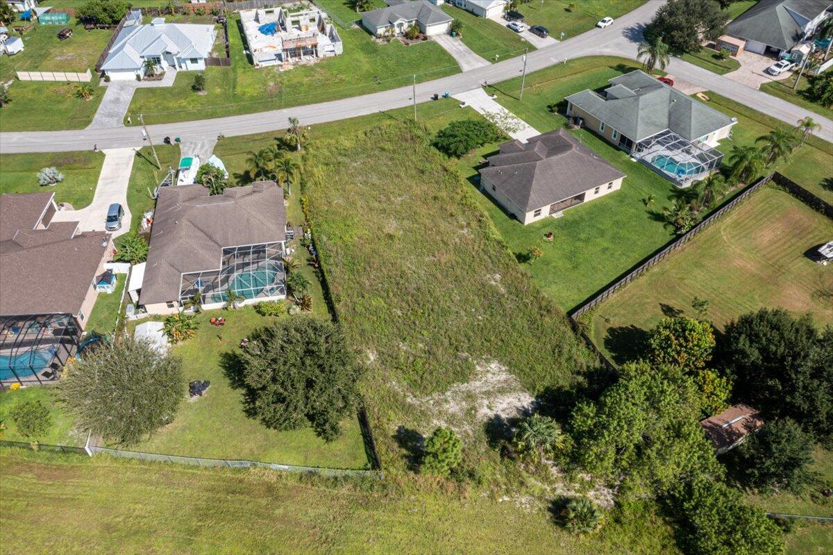 337 SW Kestor Drive