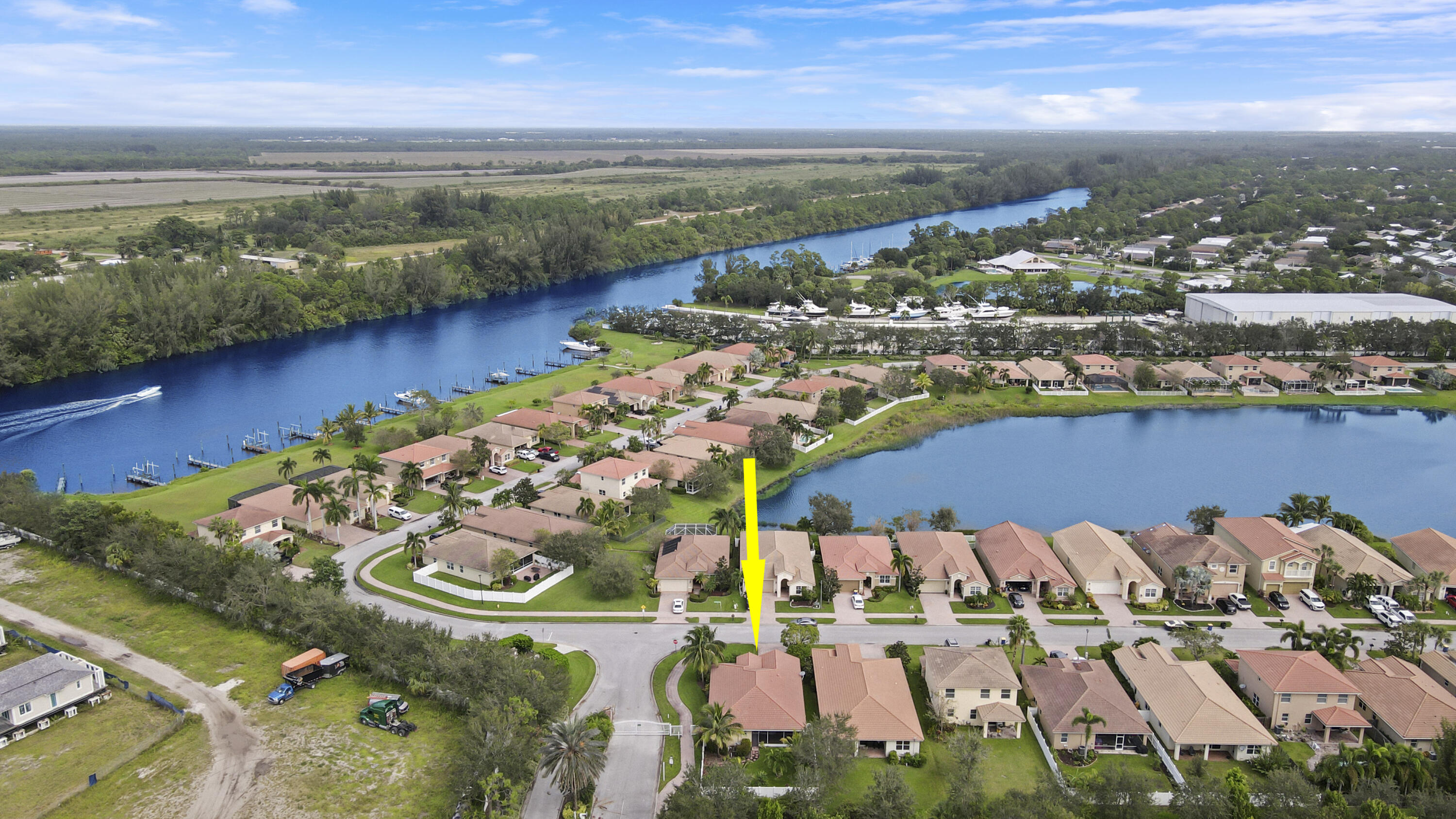 3225 SW Porpoise Circle