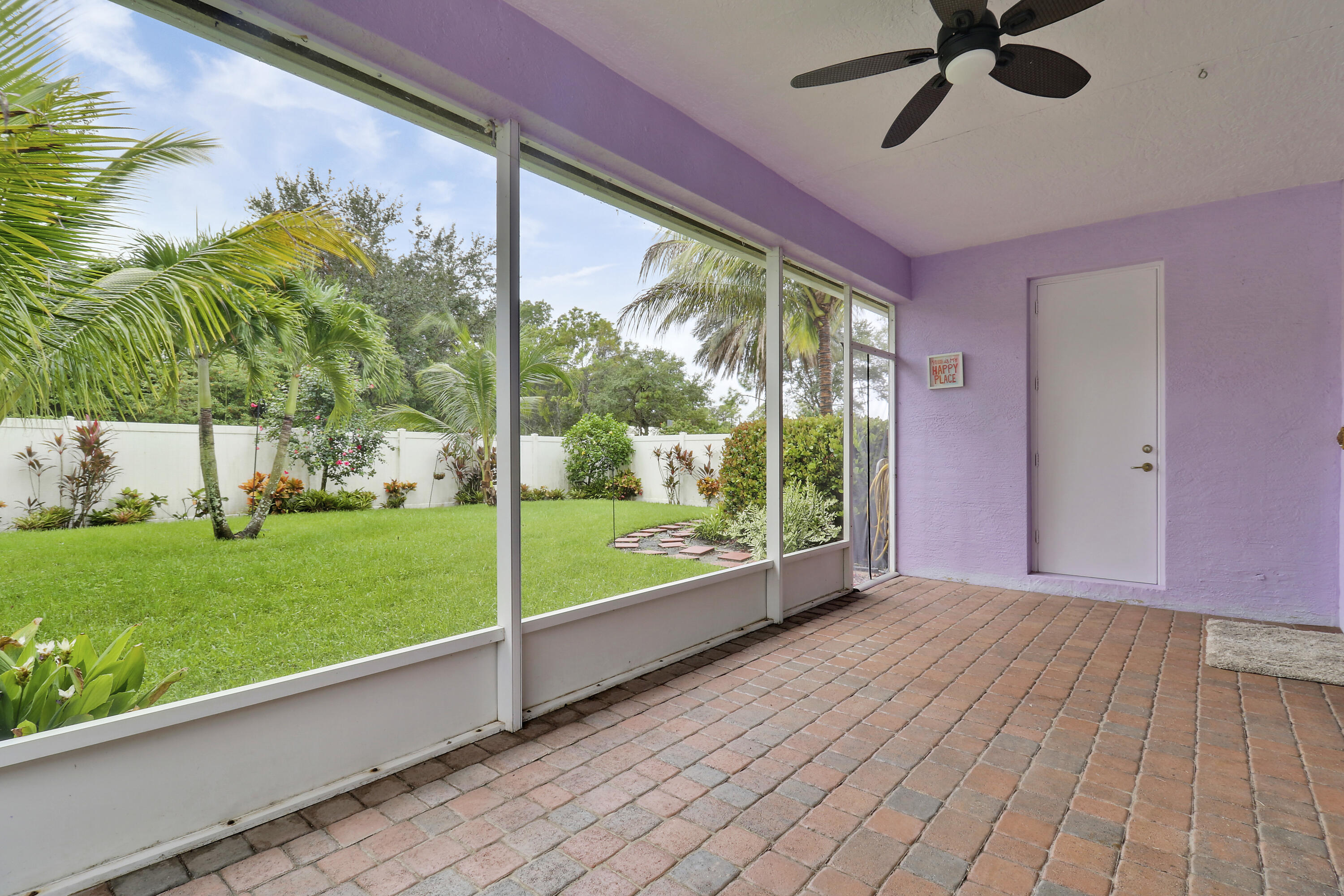 3225 SW Porpoise Circle