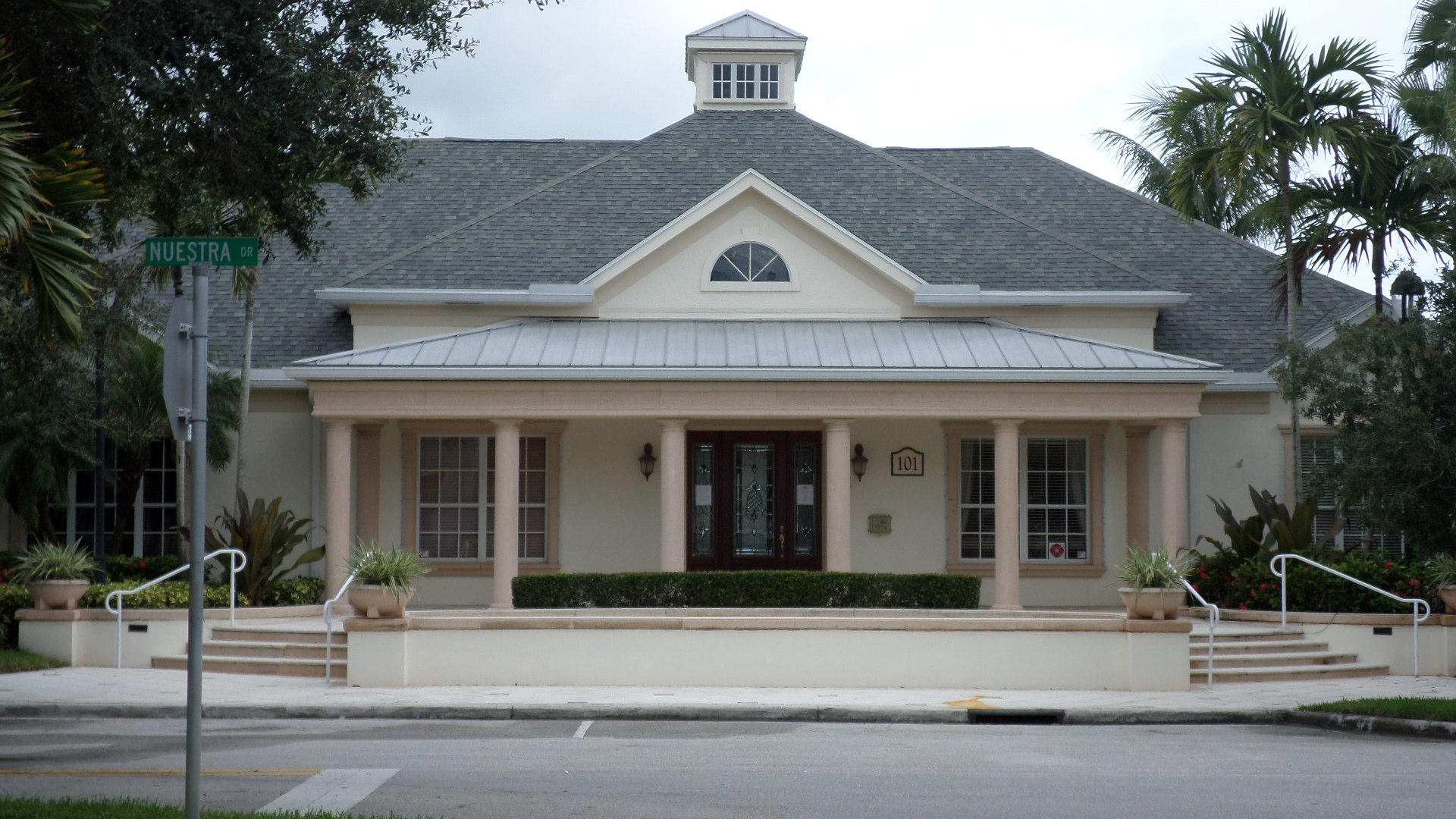 276 Murcia Drive 307