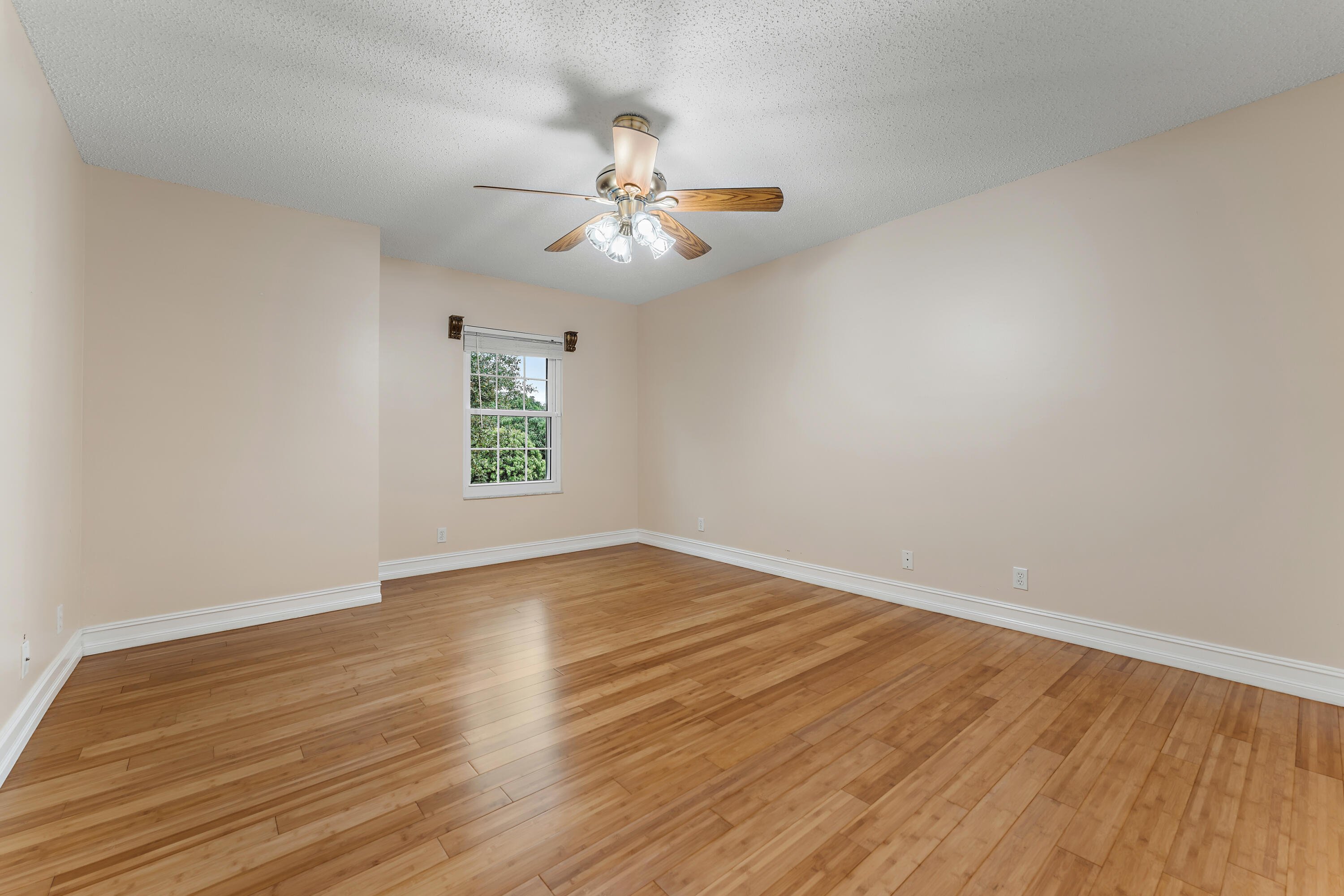 5446 Rivermill Lane