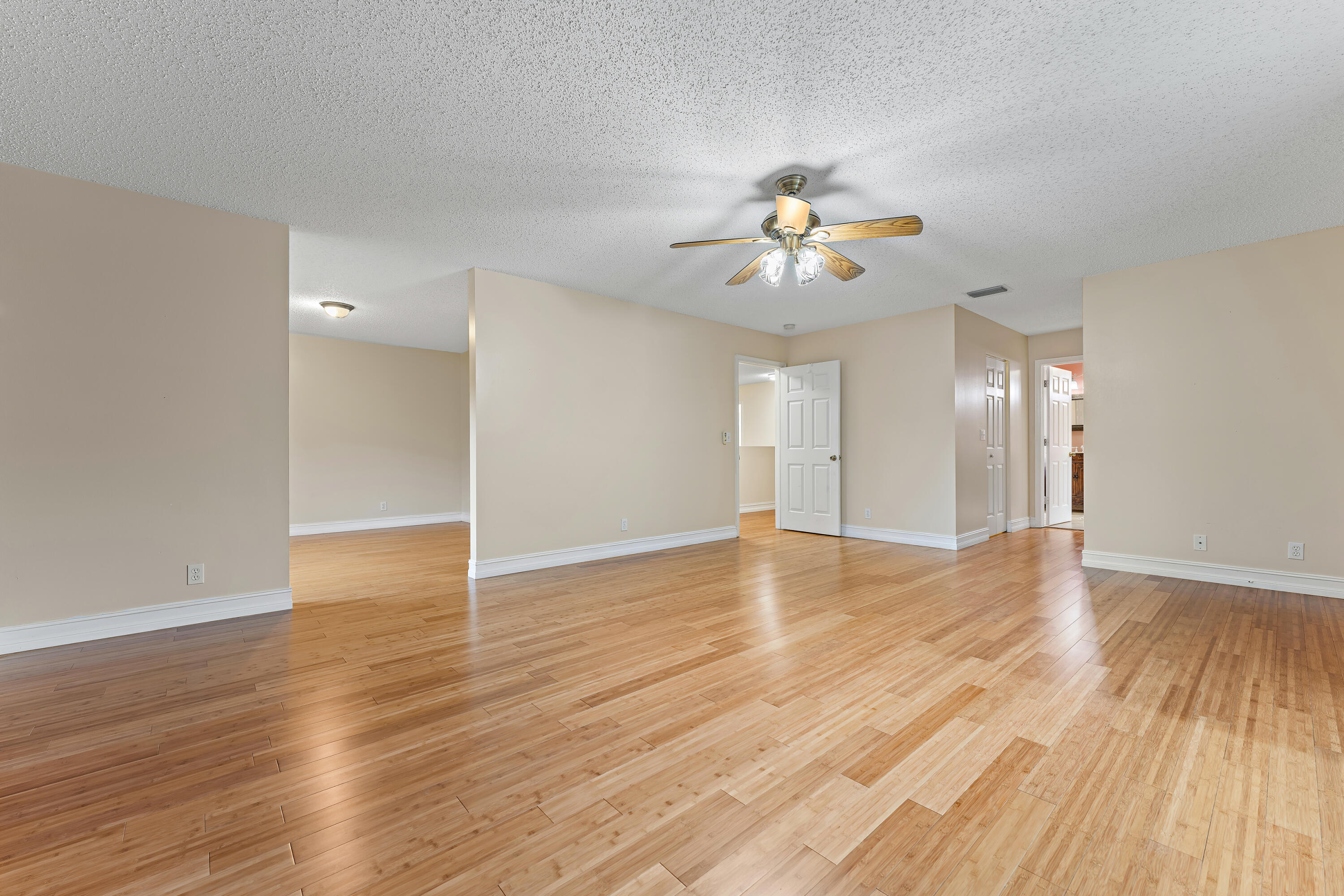 5446 Rivermill Lane