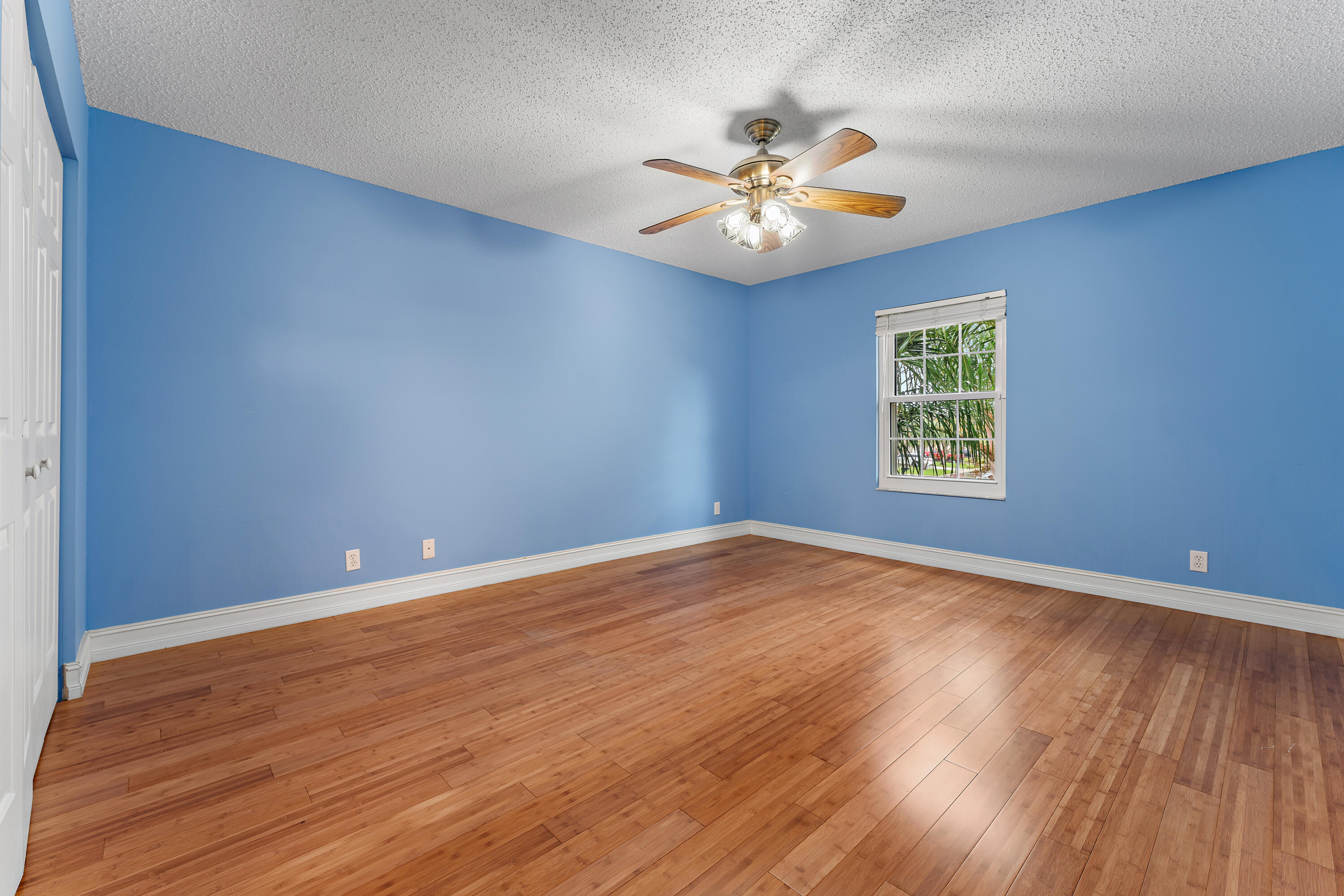 5446 Rivermill Lane