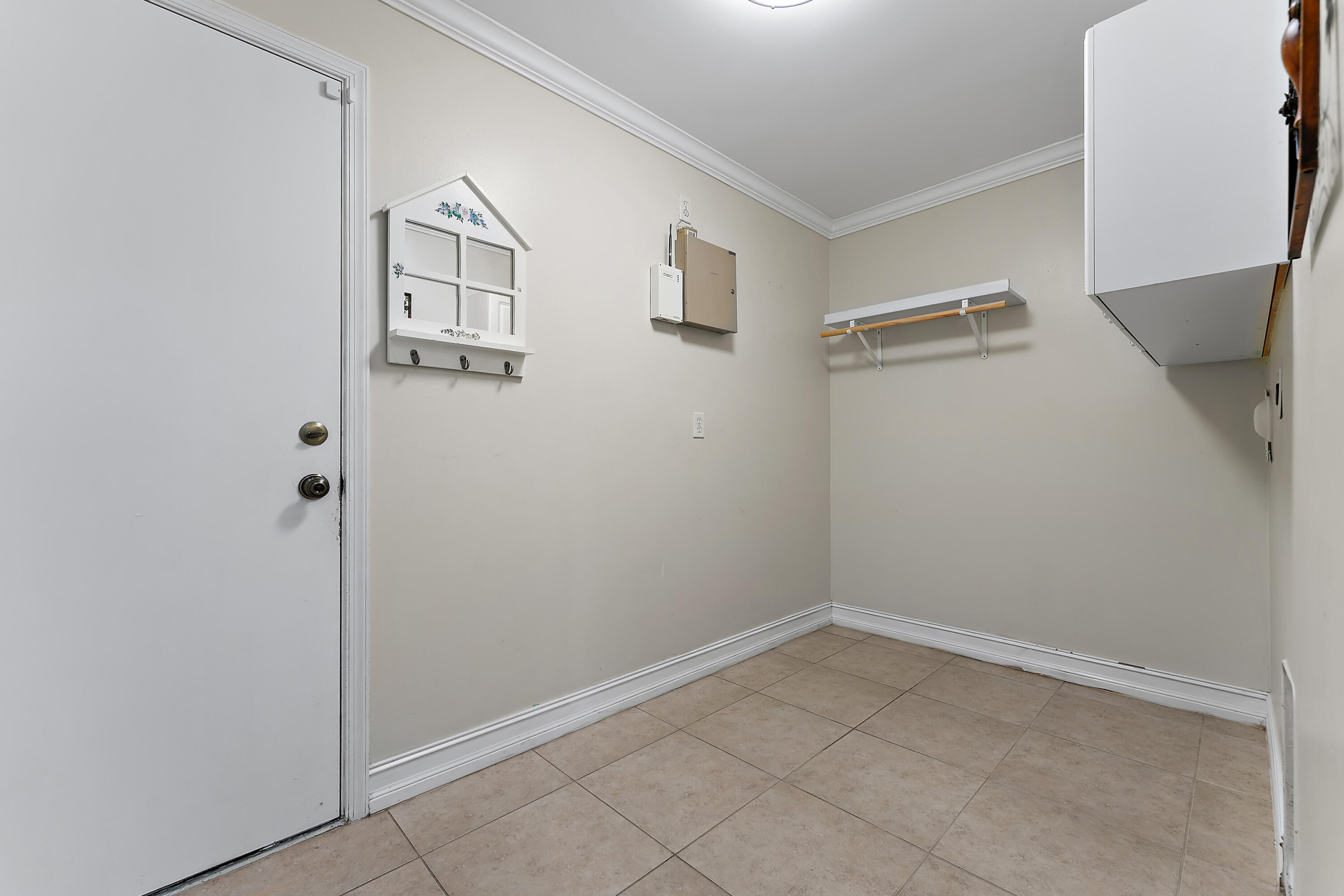 5446 Rivermill Lane