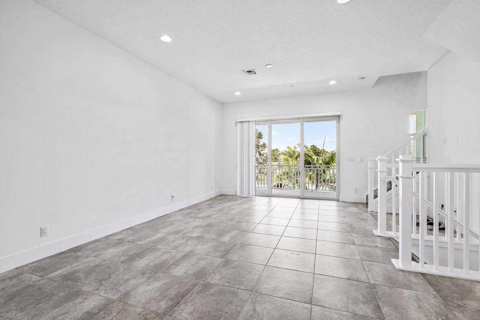 12959 Alton Road