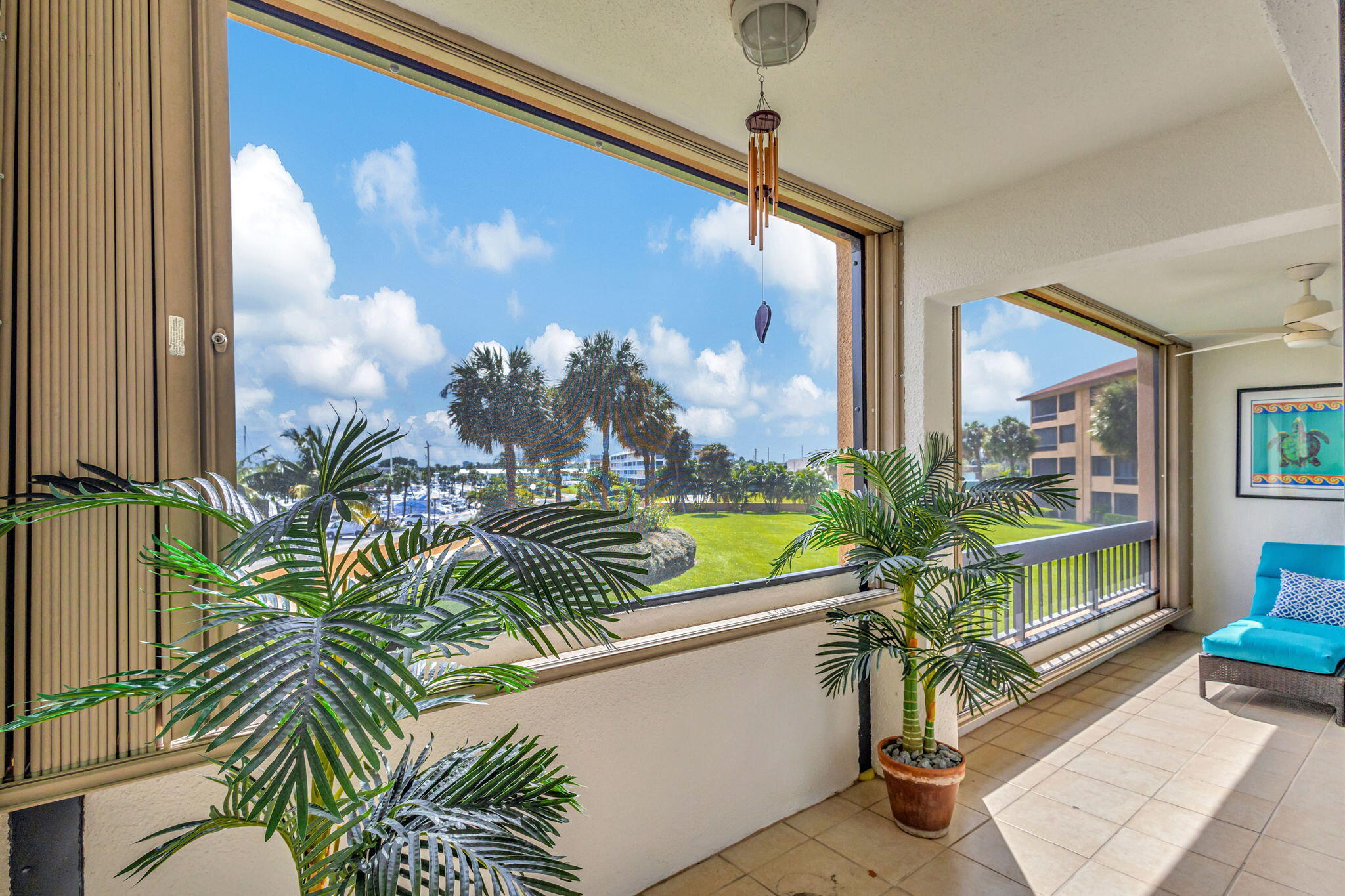 1030 U S Highway One 209