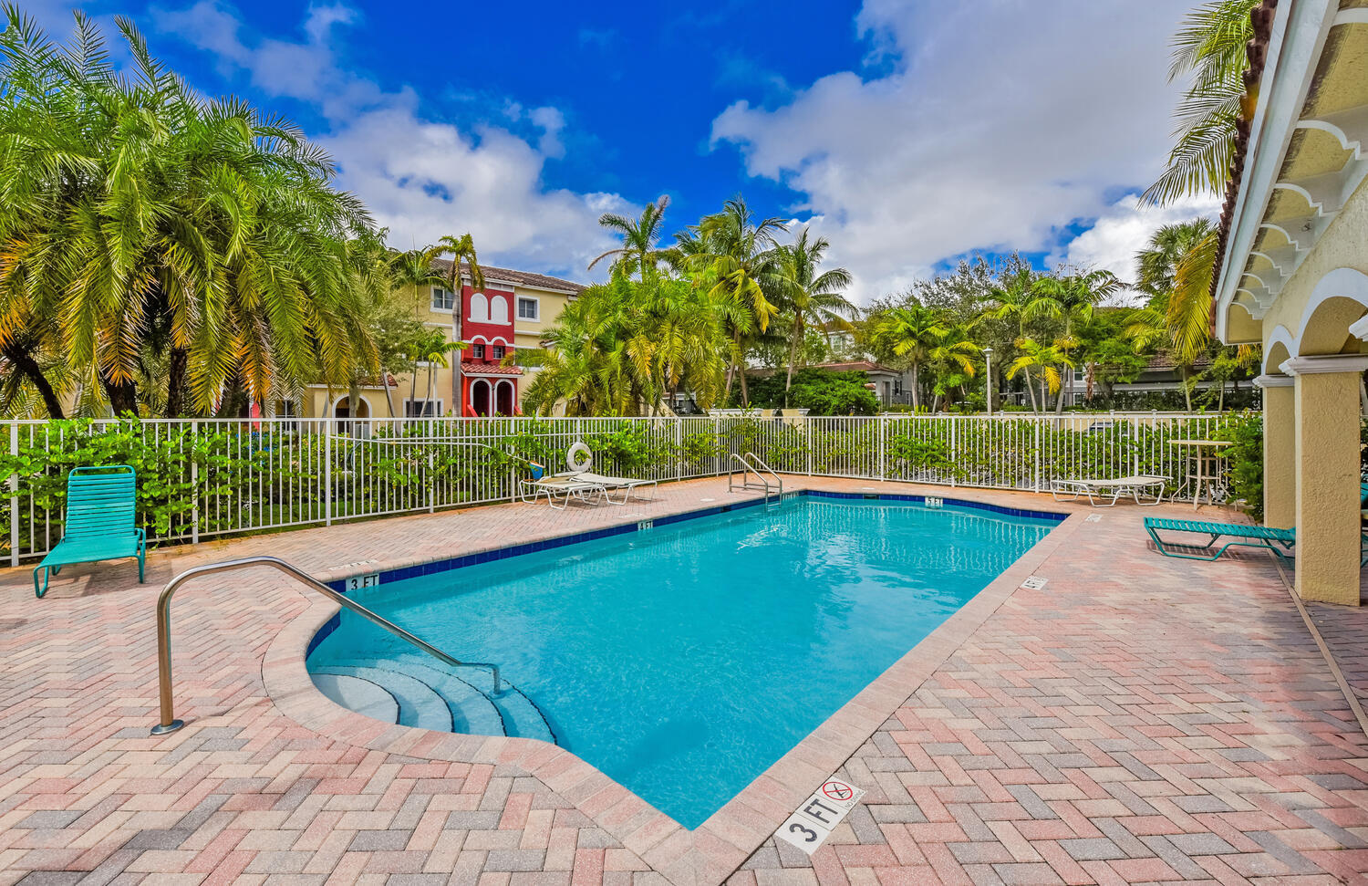 428 Bayfront Drive