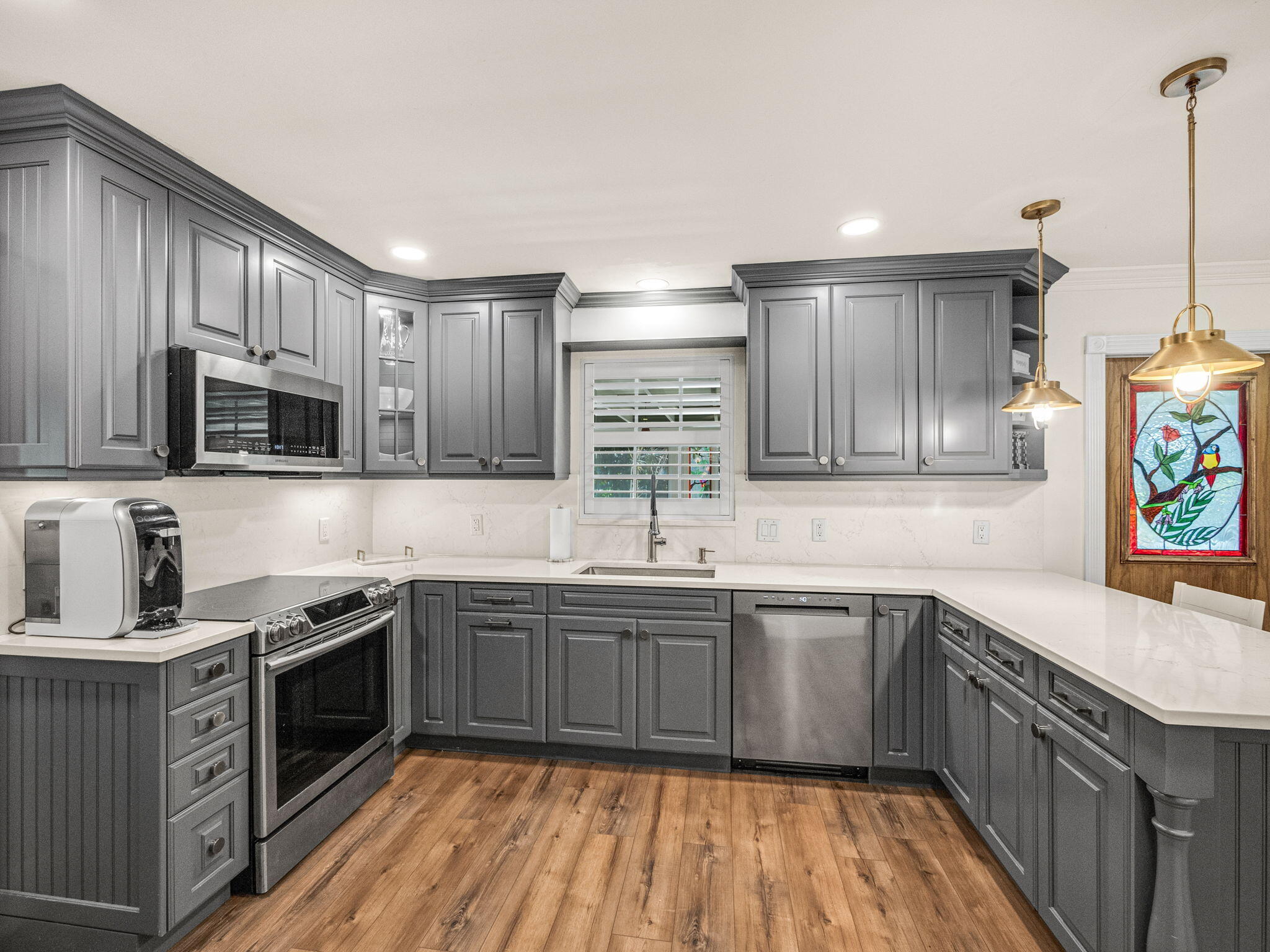 865 SW Magnolia Bluff Drive