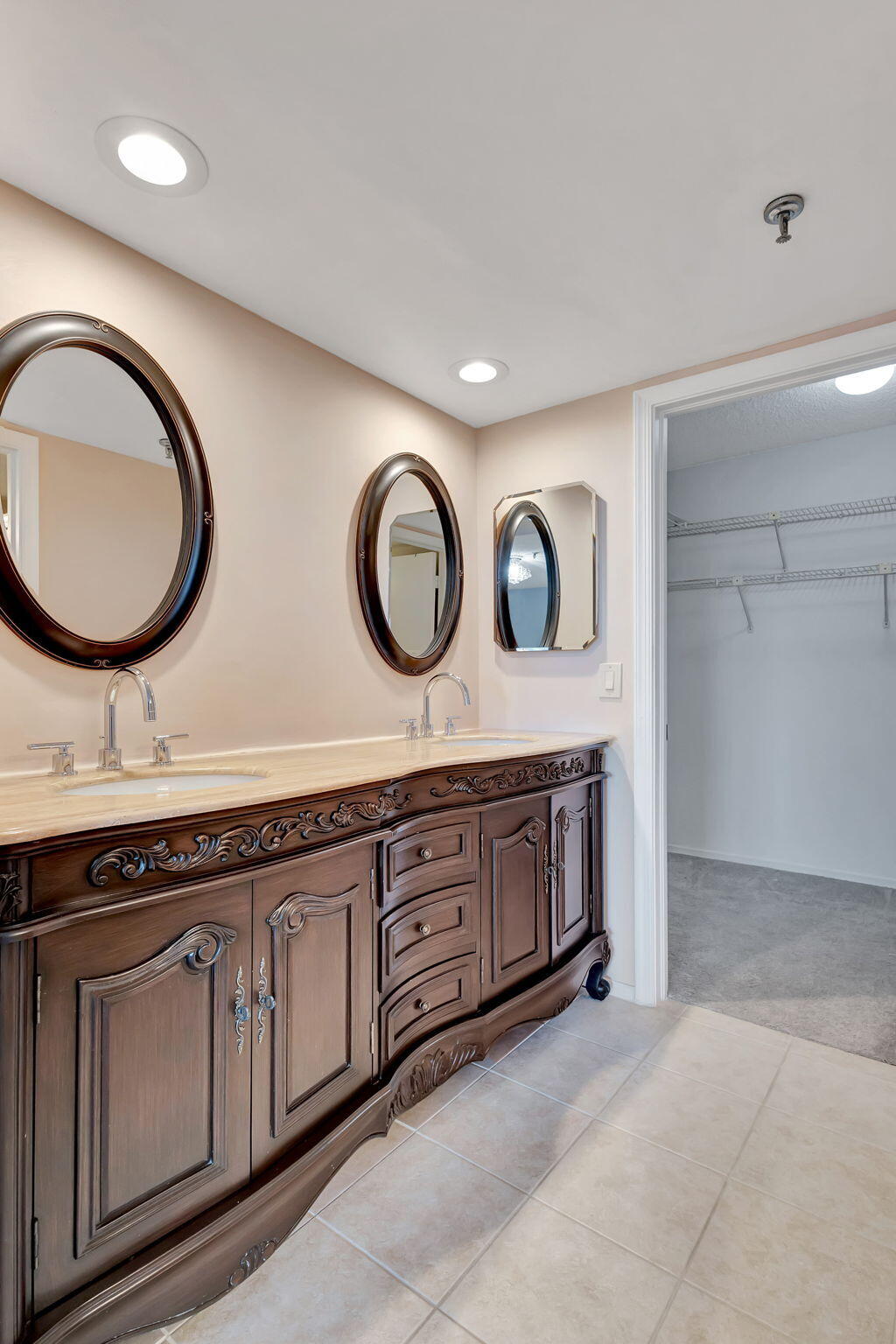 300 Golfview Road 506
