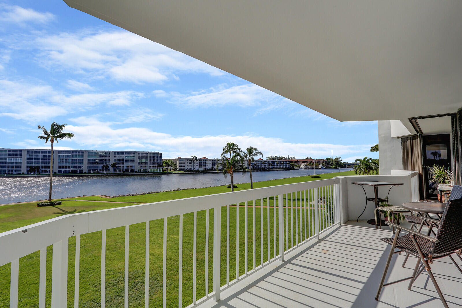 115 Lakeshore Drive 247