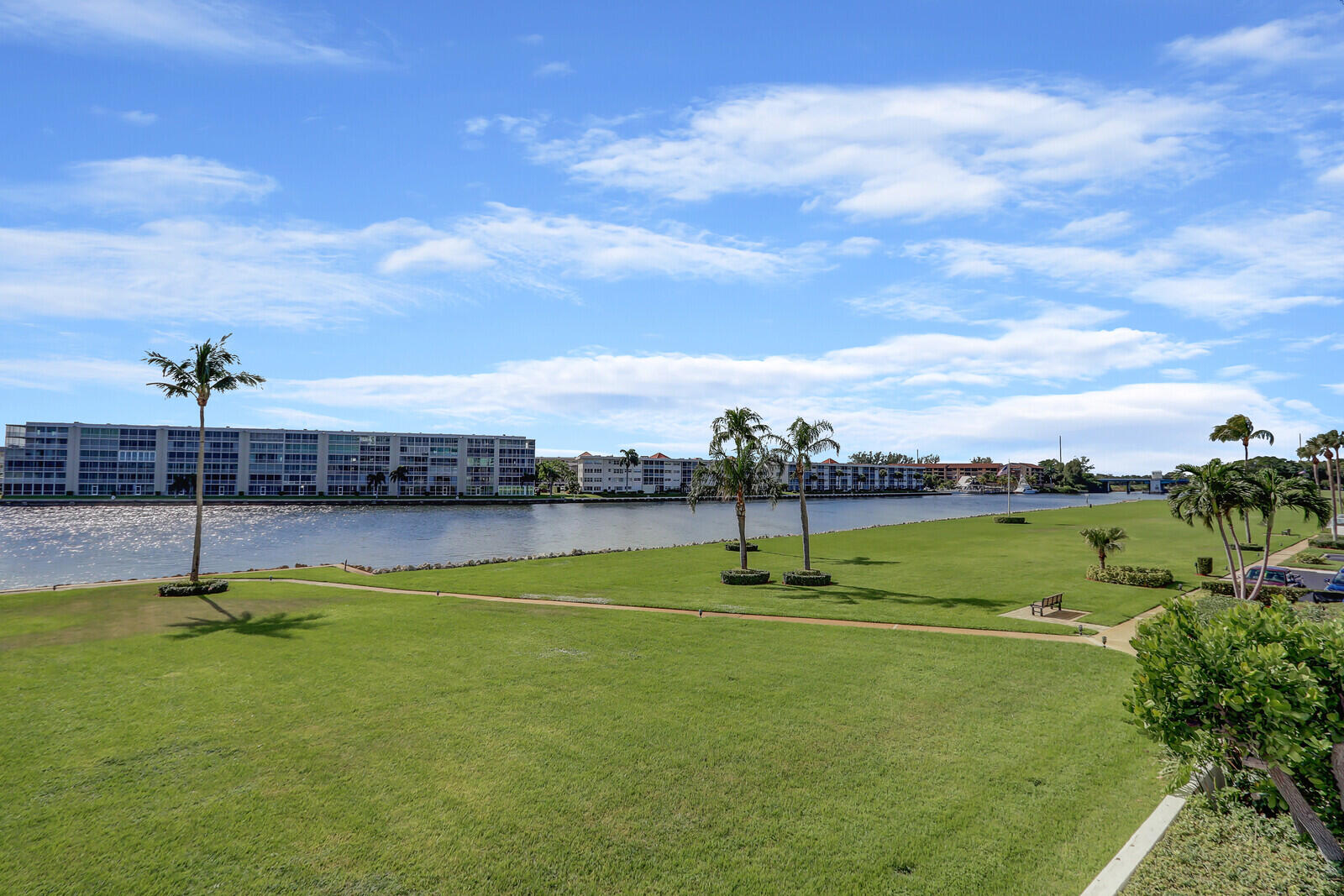 115 Lakeshore Drive 247