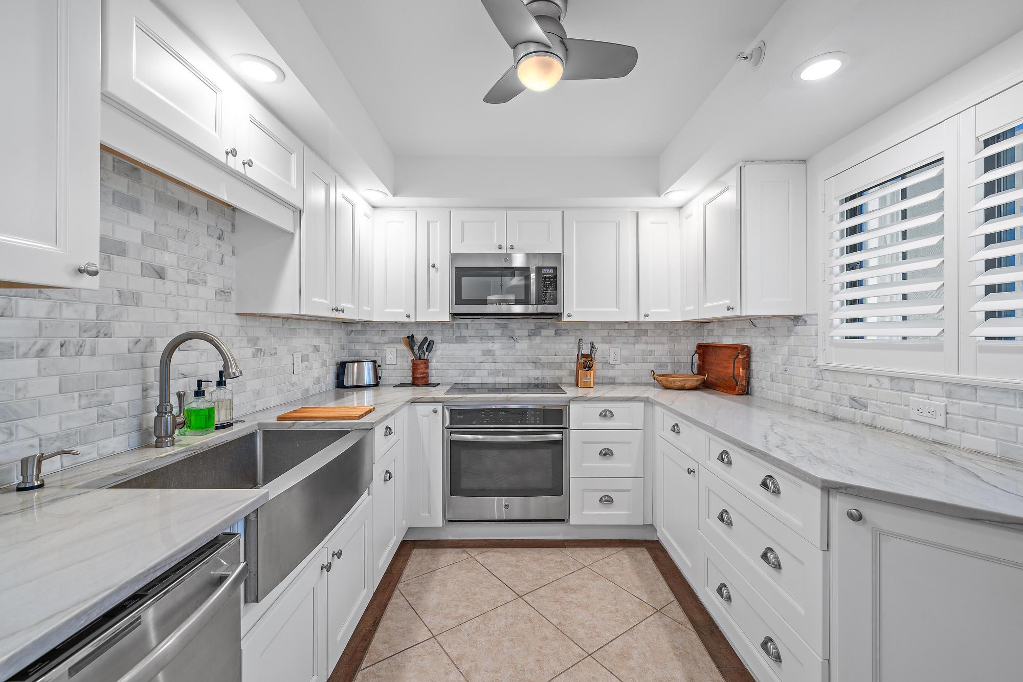 400 Ocean Trail Way 1406