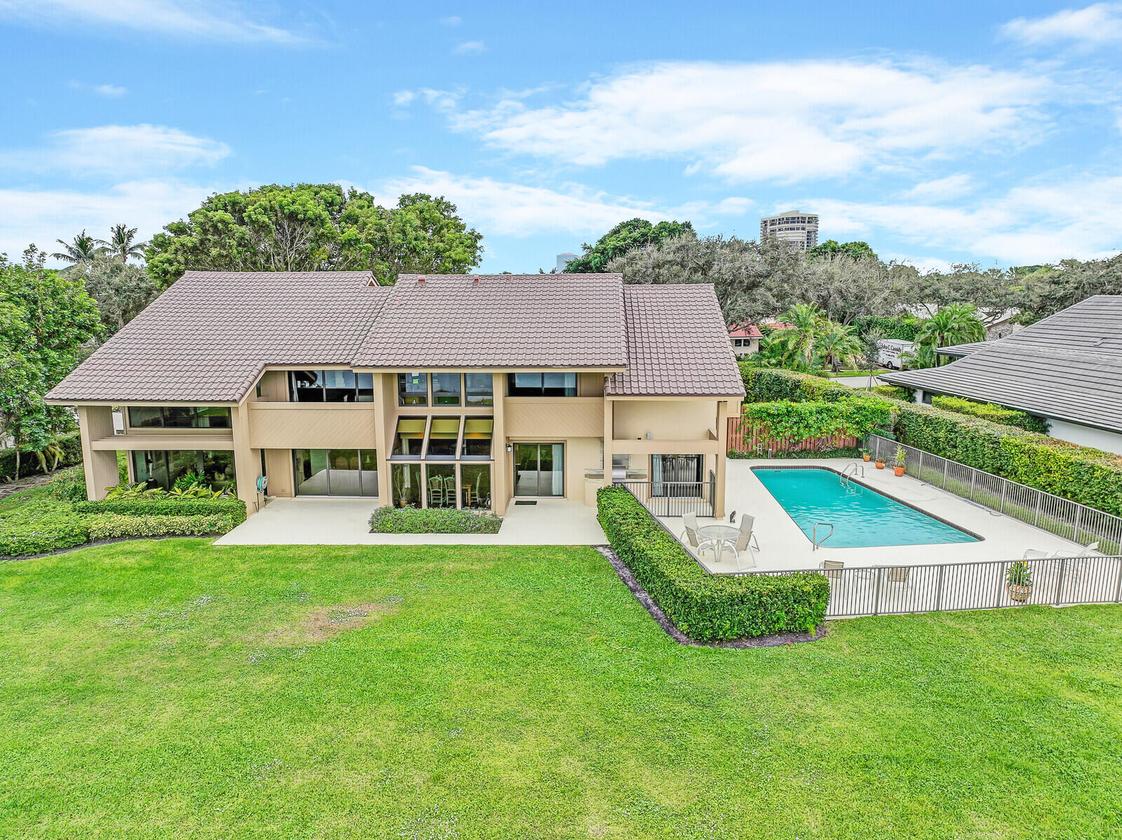 2504 Embassy Drive