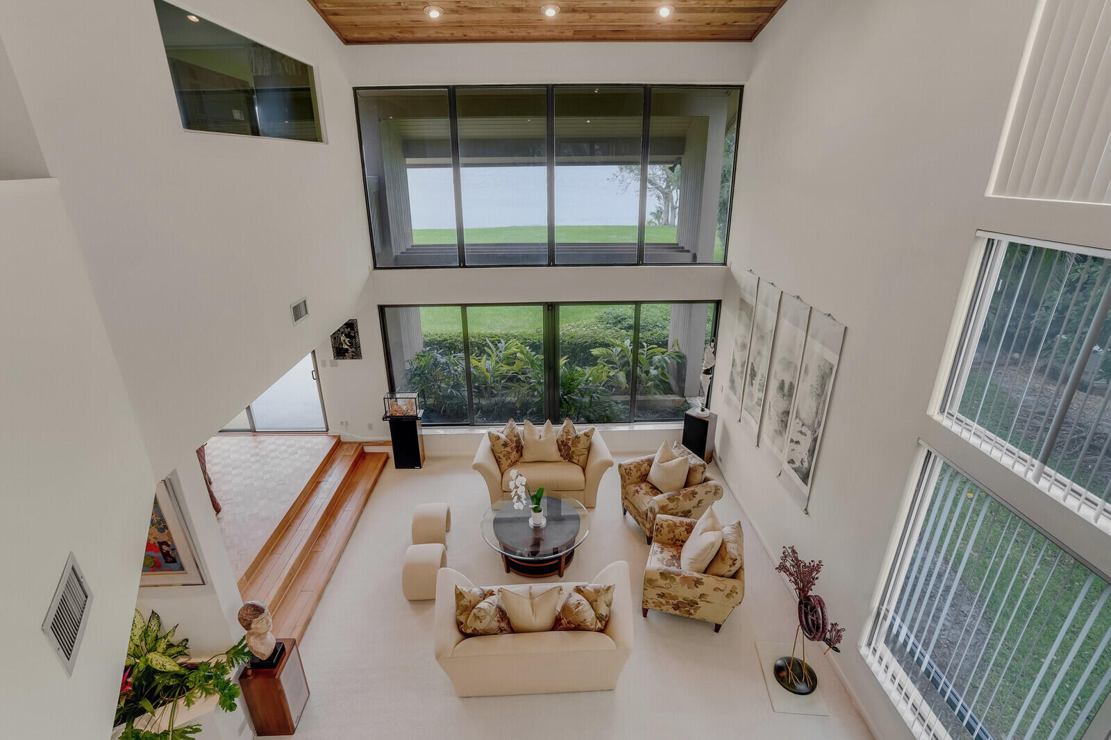 2504 Embassy Drive