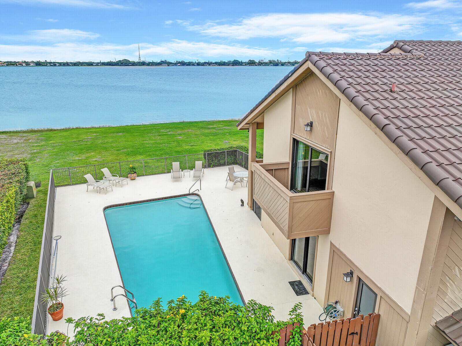 2504 Embassy Drive