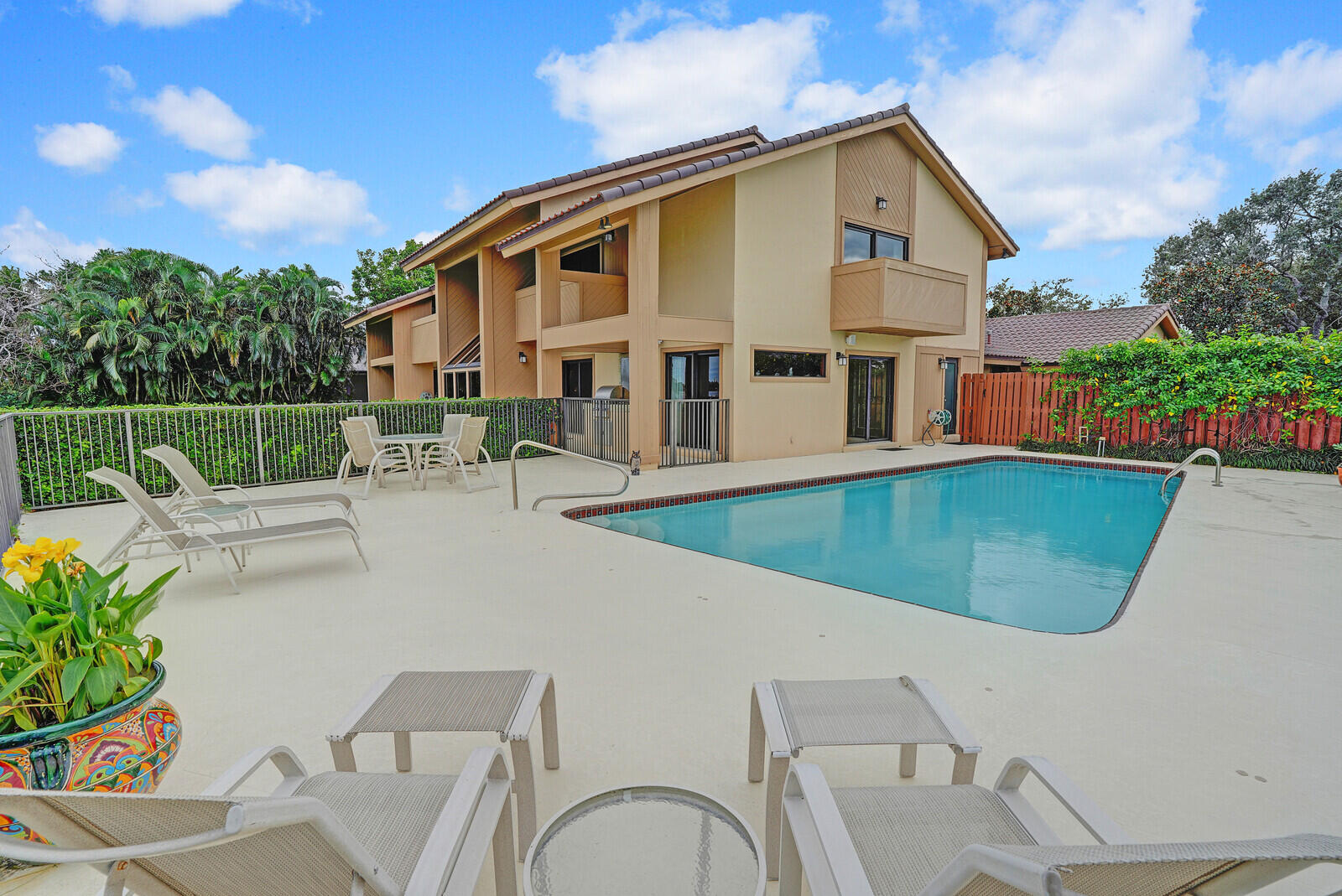 2504 Embassy Drive