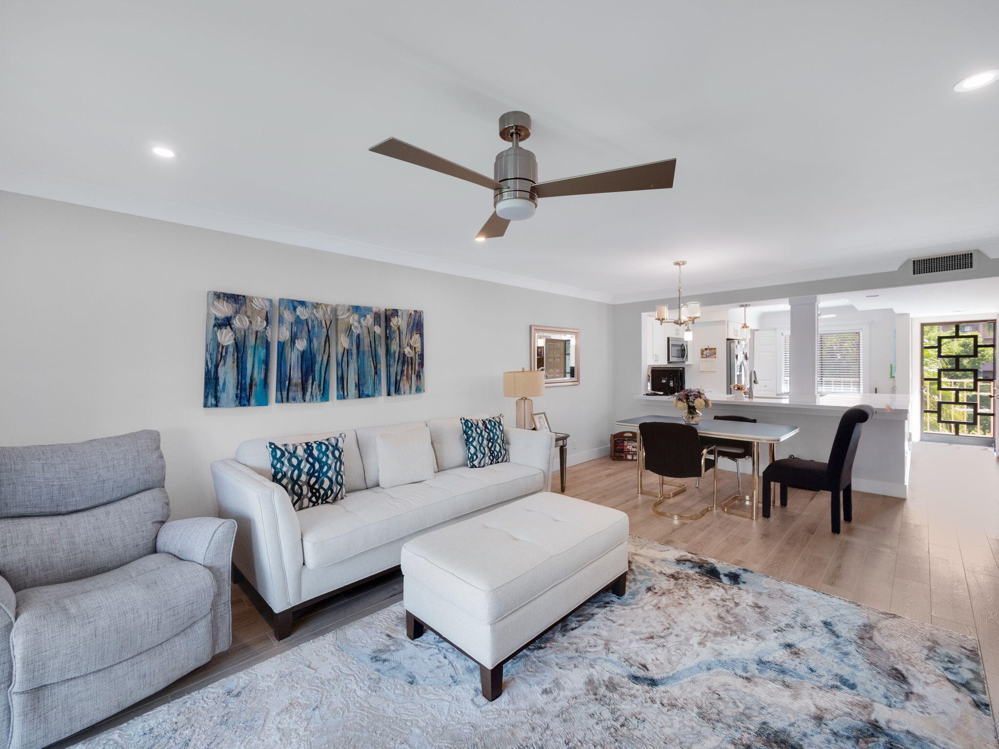 7321 Amberly Lane 209