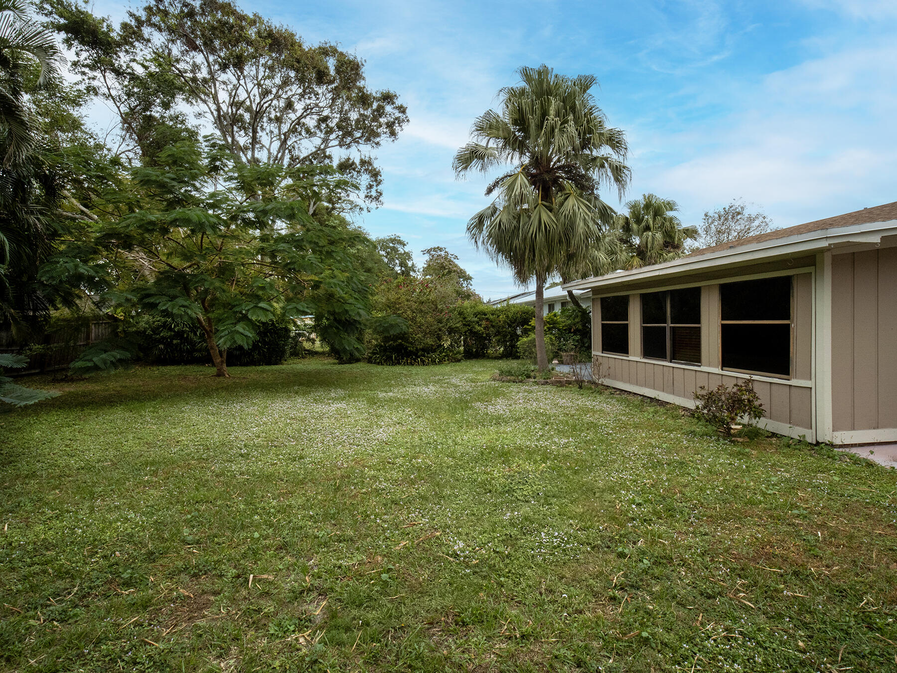 444 SE Whitmore Drive
