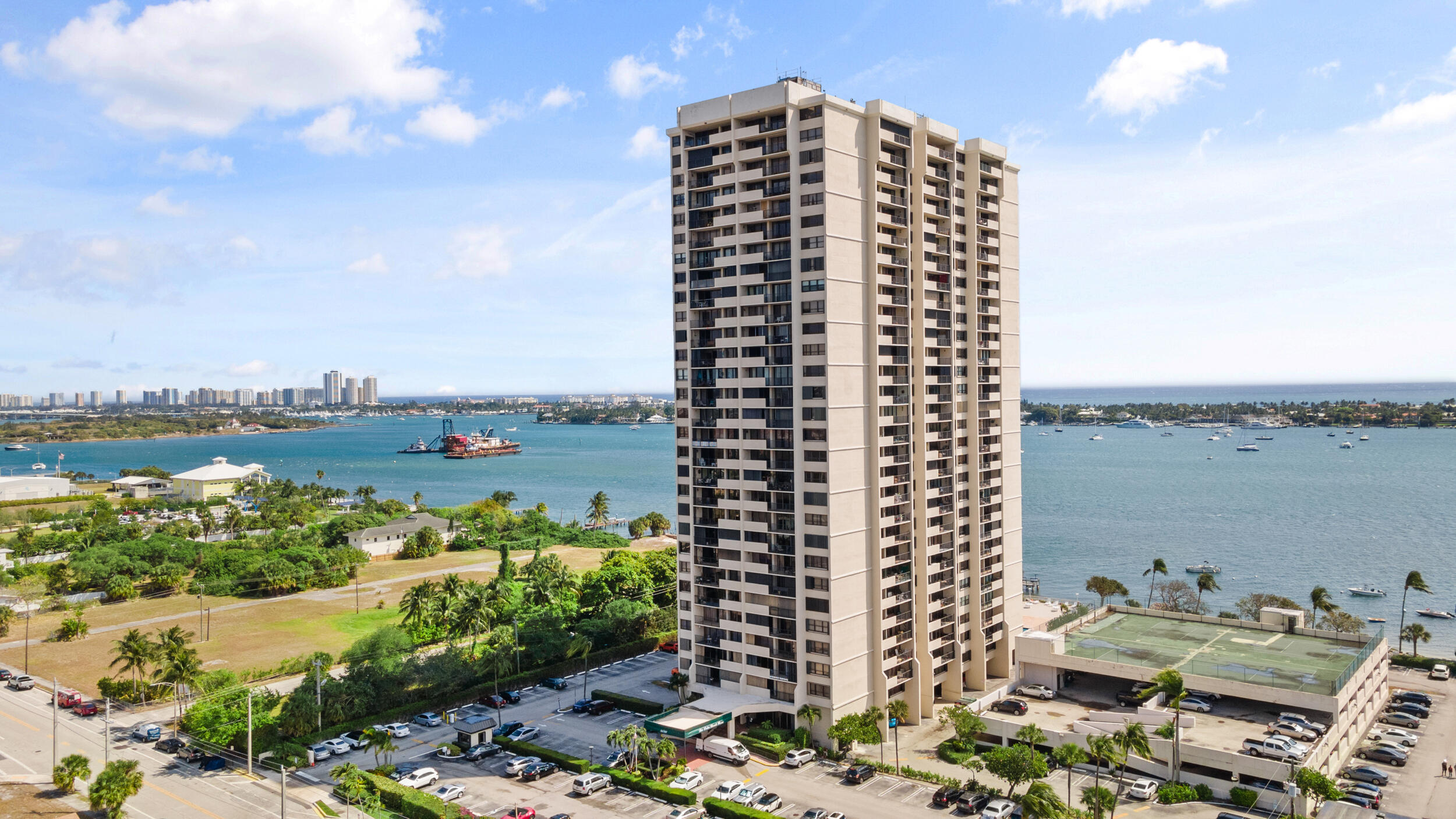 5600 N Flagler Drive 305