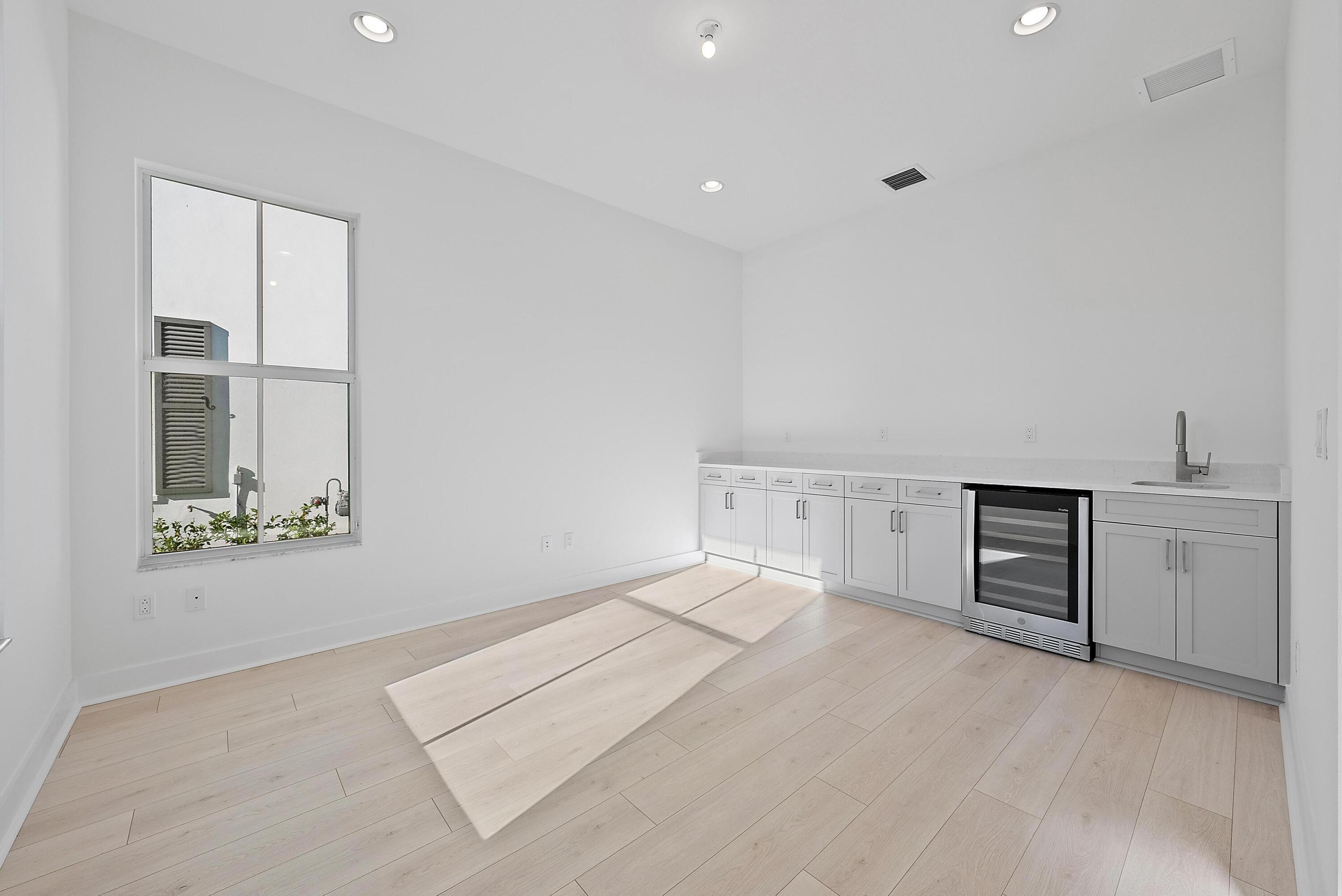13160 Alton Road