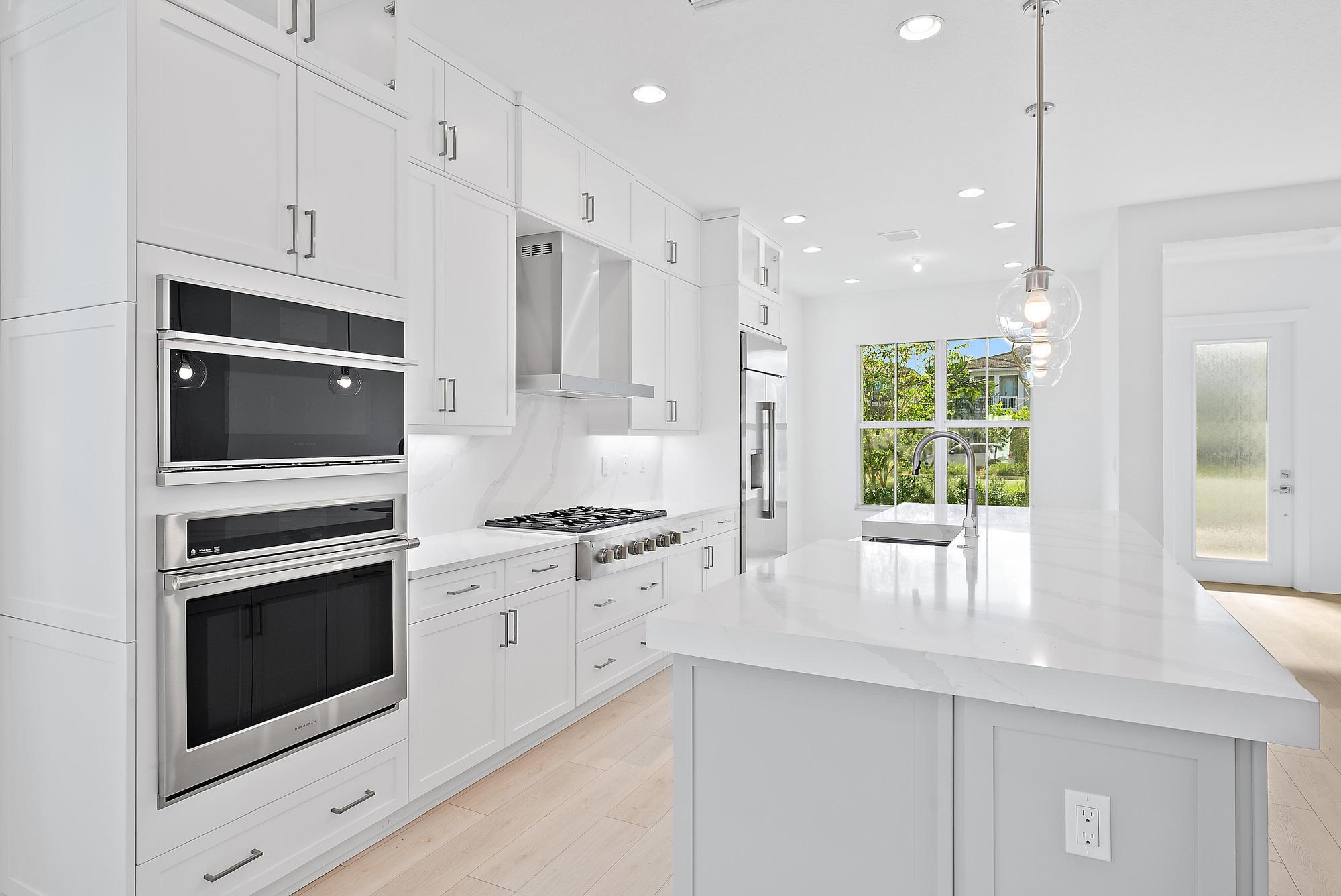 13160 Alton Road