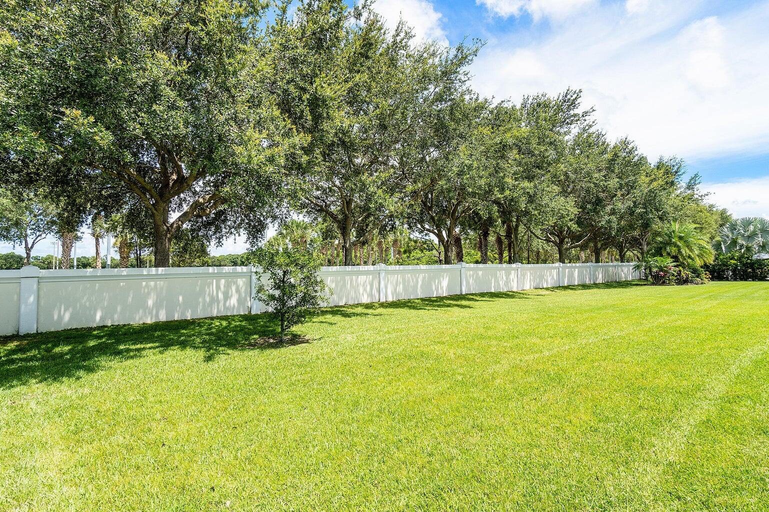 447 Rudder Cay Way