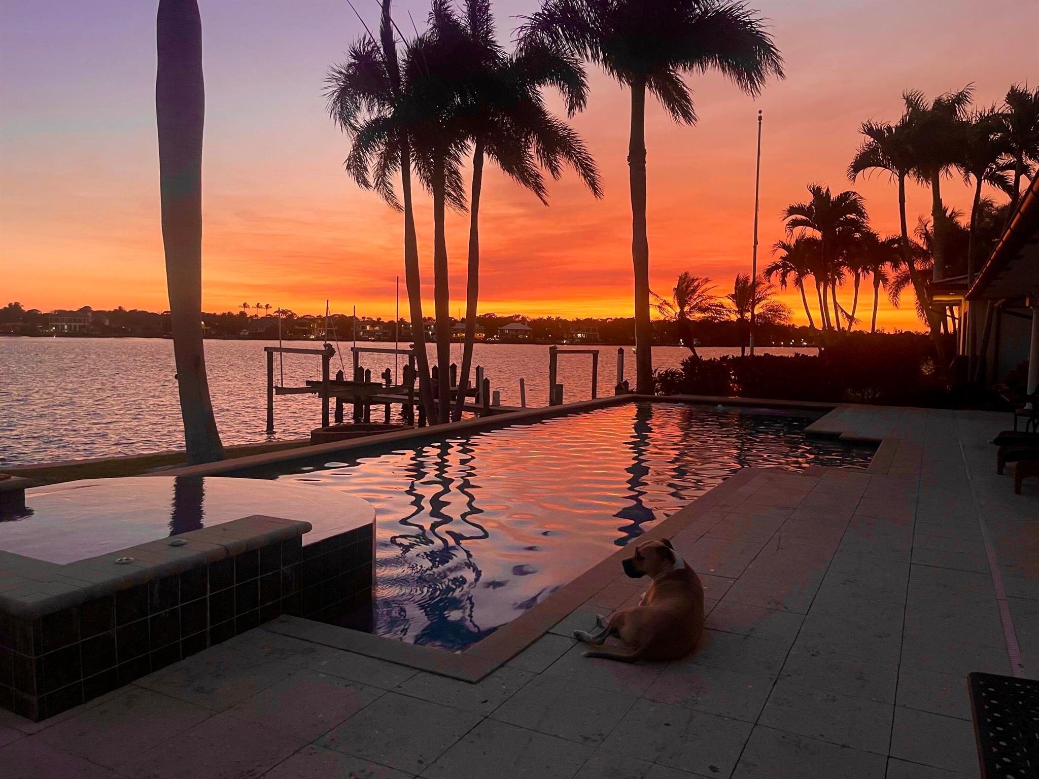 10 Yacht Club Place