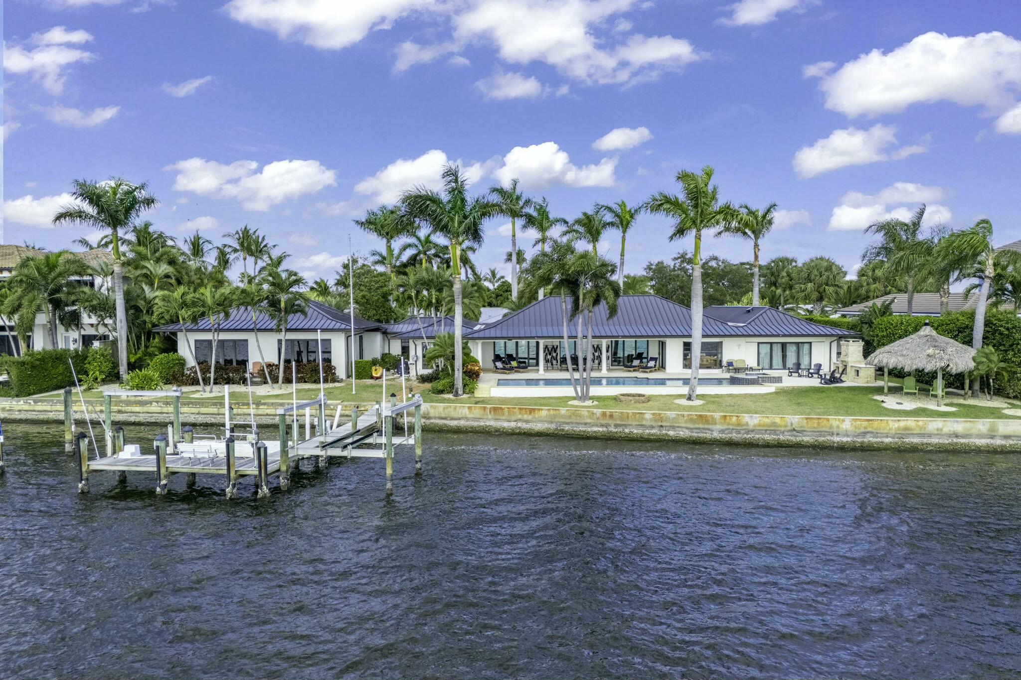 10 Yacht Club Place