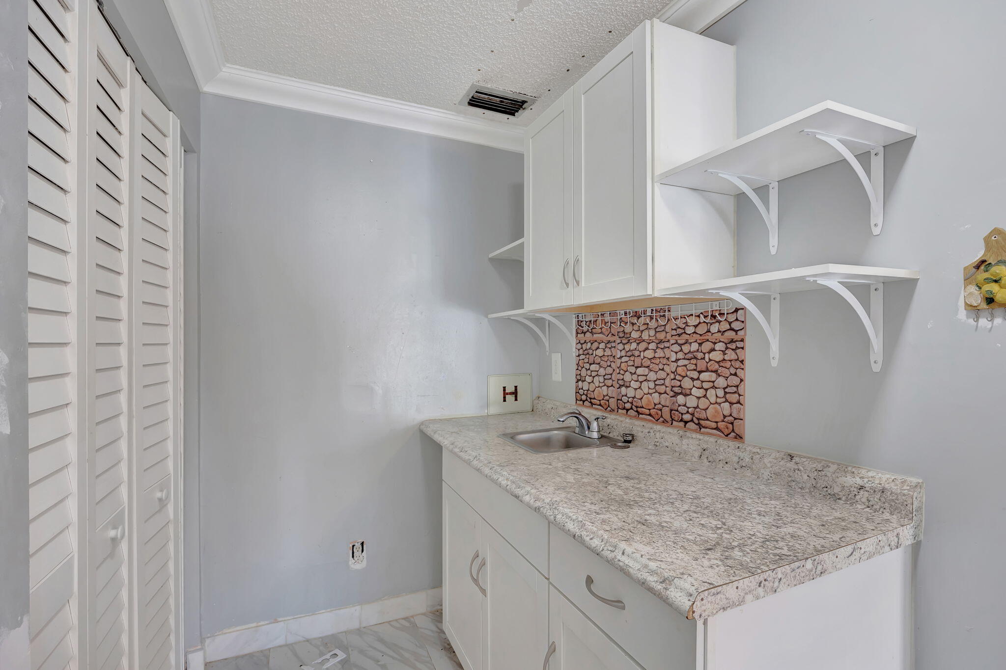 15230 SW 58th Street