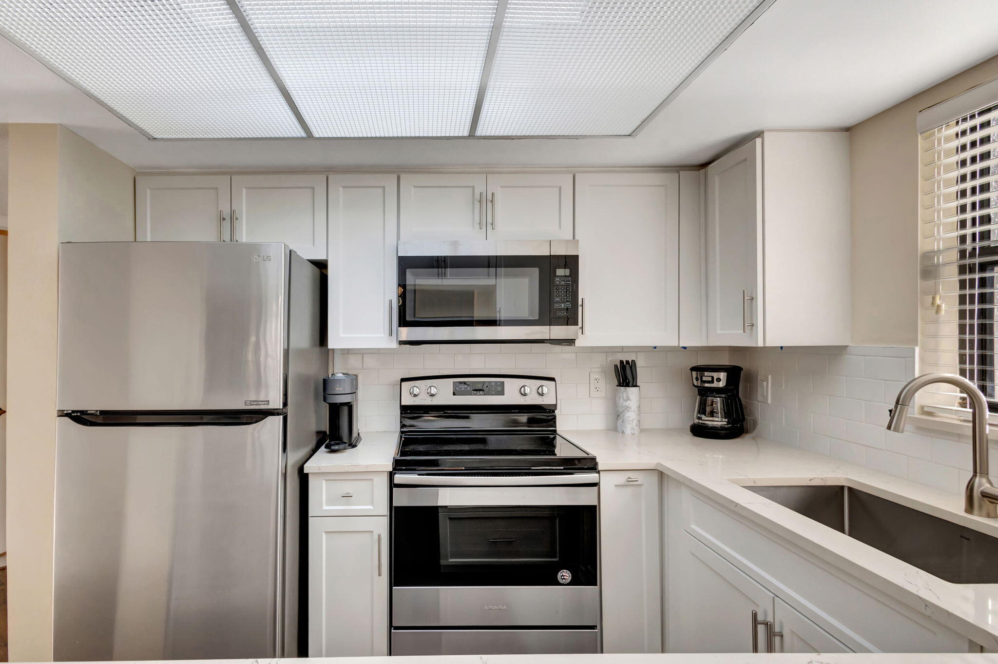 600 Uno Lago Drive 205