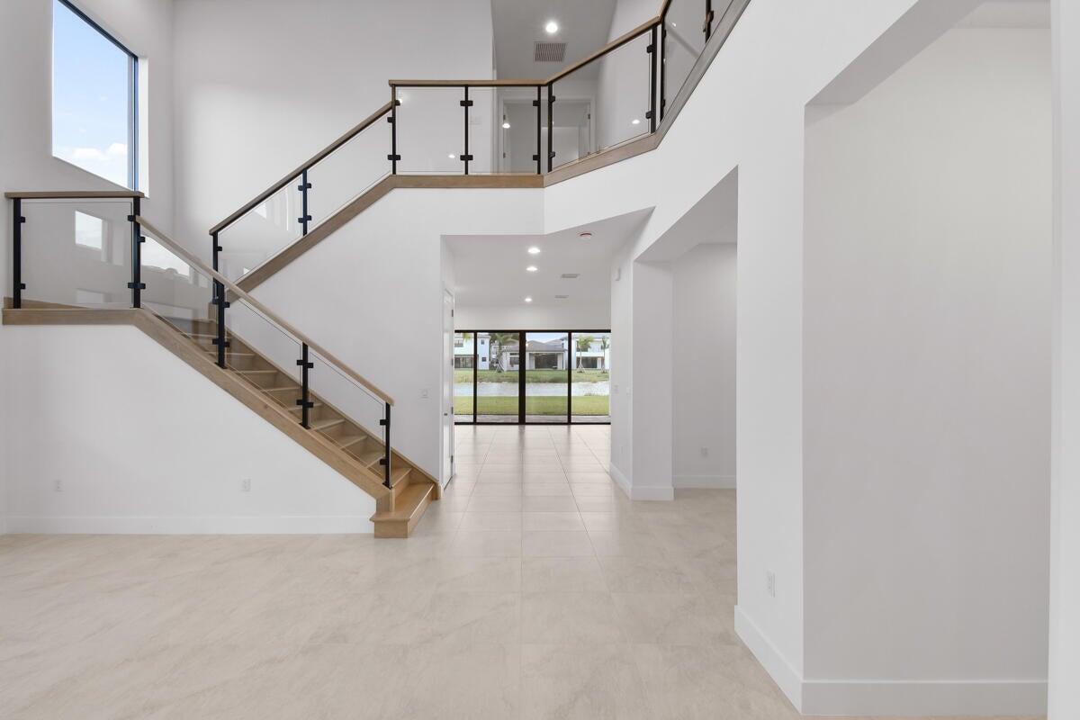 8358 Fishers Island