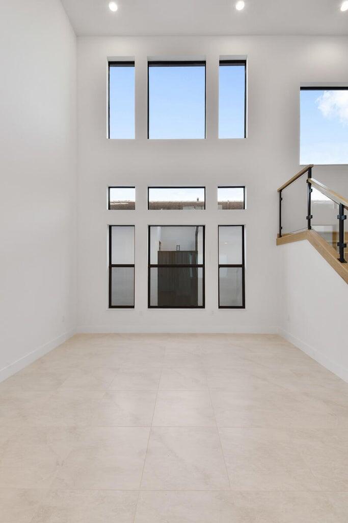 8358 Fishers Island