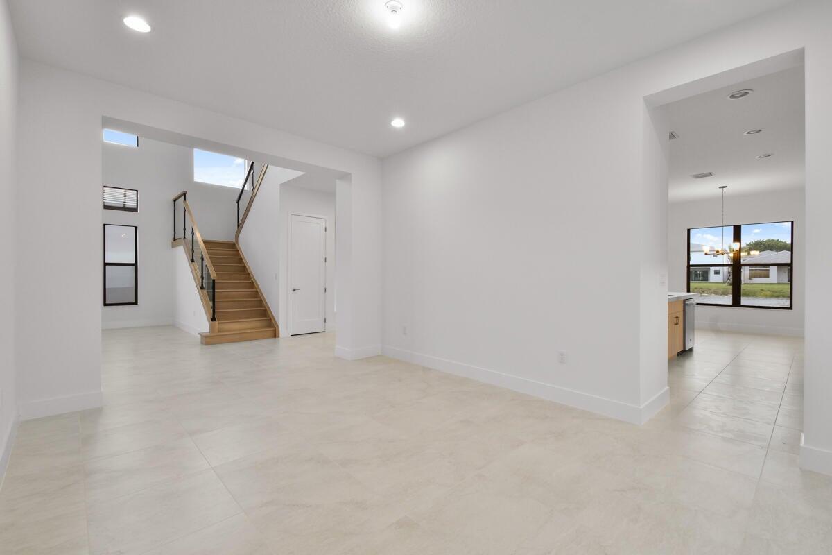 8358 Fishers Island