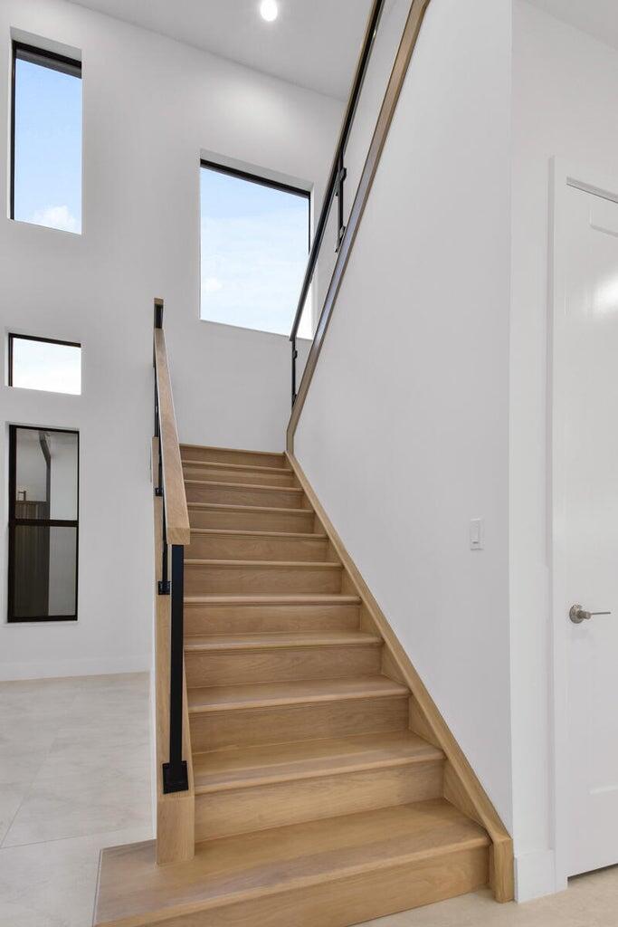 8358 Fishers Island